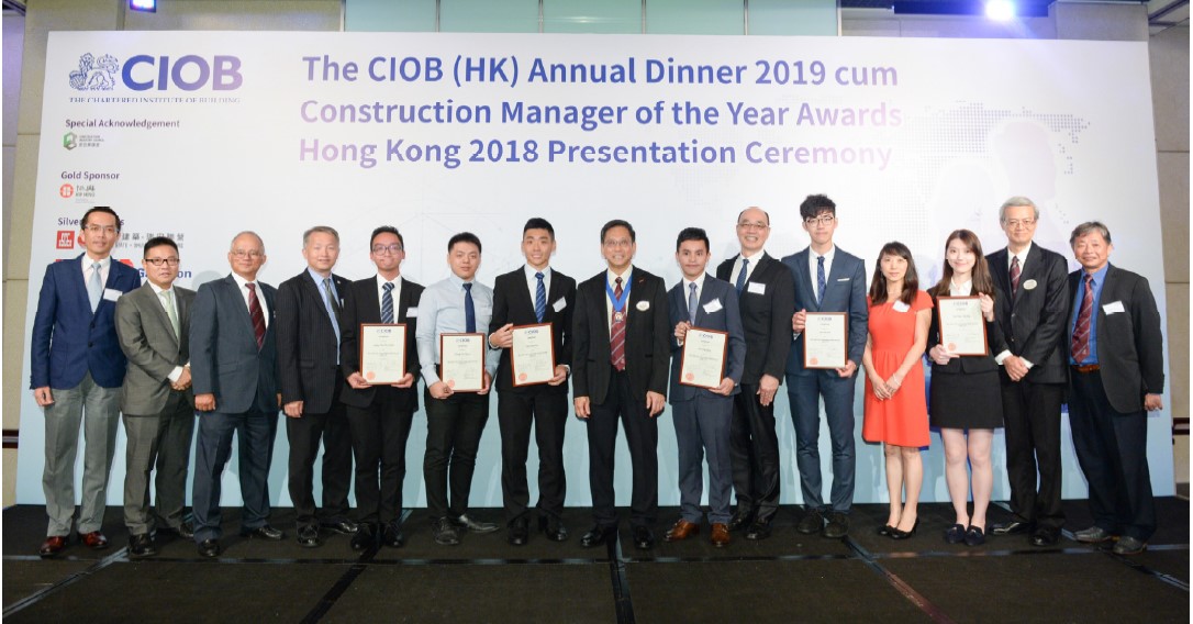 Group photo with other winning students from The University of Hong Kong (HKU), City University of Hong Kong (CityU), Hong Kong Inst itute of Vocational Education  (Morrison Hill), and Technological and Higher Educat ion Institute of Hong Kong (THEi)