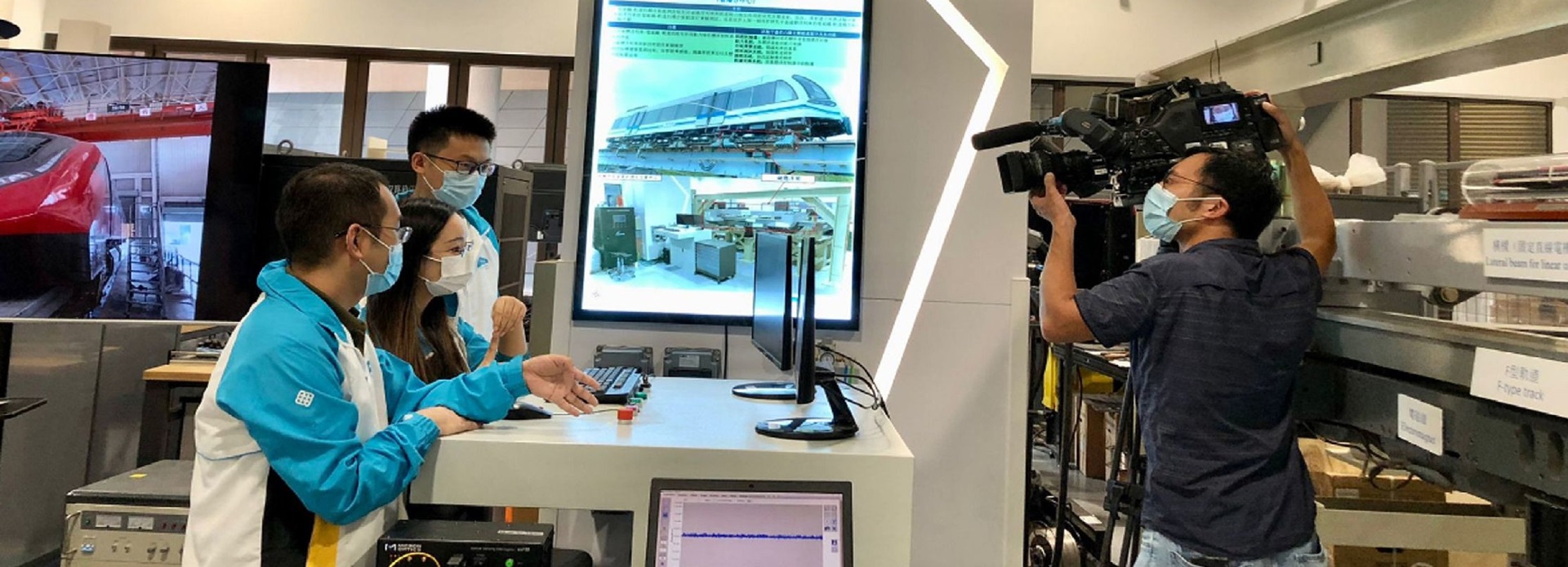 Interview with Television Broadcasts Limited (TVB) visits CNERC-Rail Centre on 13 September 2022