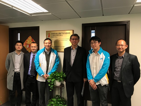 2018_03_visit_by_mr_bor-kiat_ng_chief_technology_officer_and_mr_choon-siong_kho_of_smrt_corpo (3)