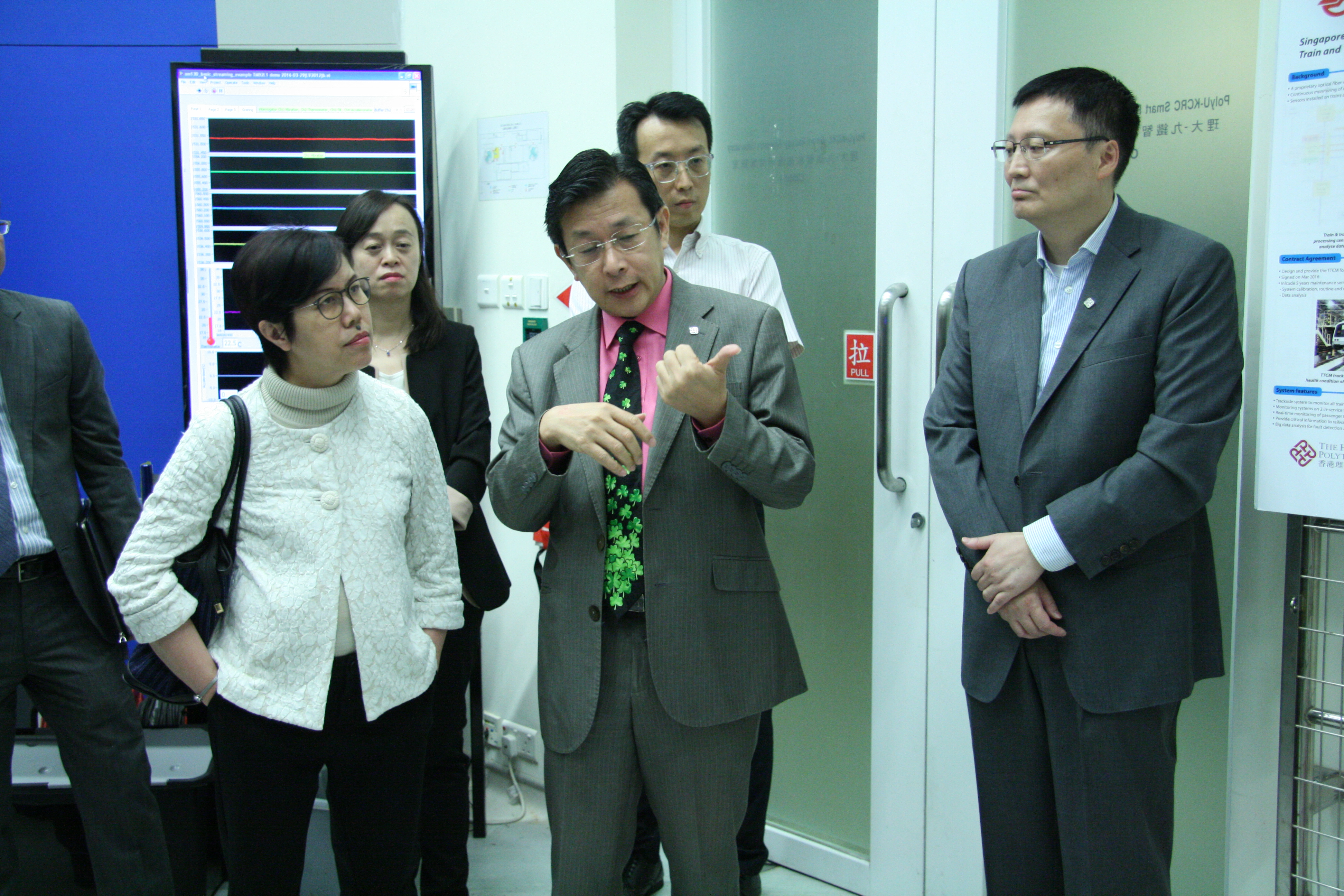 2016_10_visit_by_innovation_and_technology_commission_the_government_of_hksar_31_20180731_2020070808