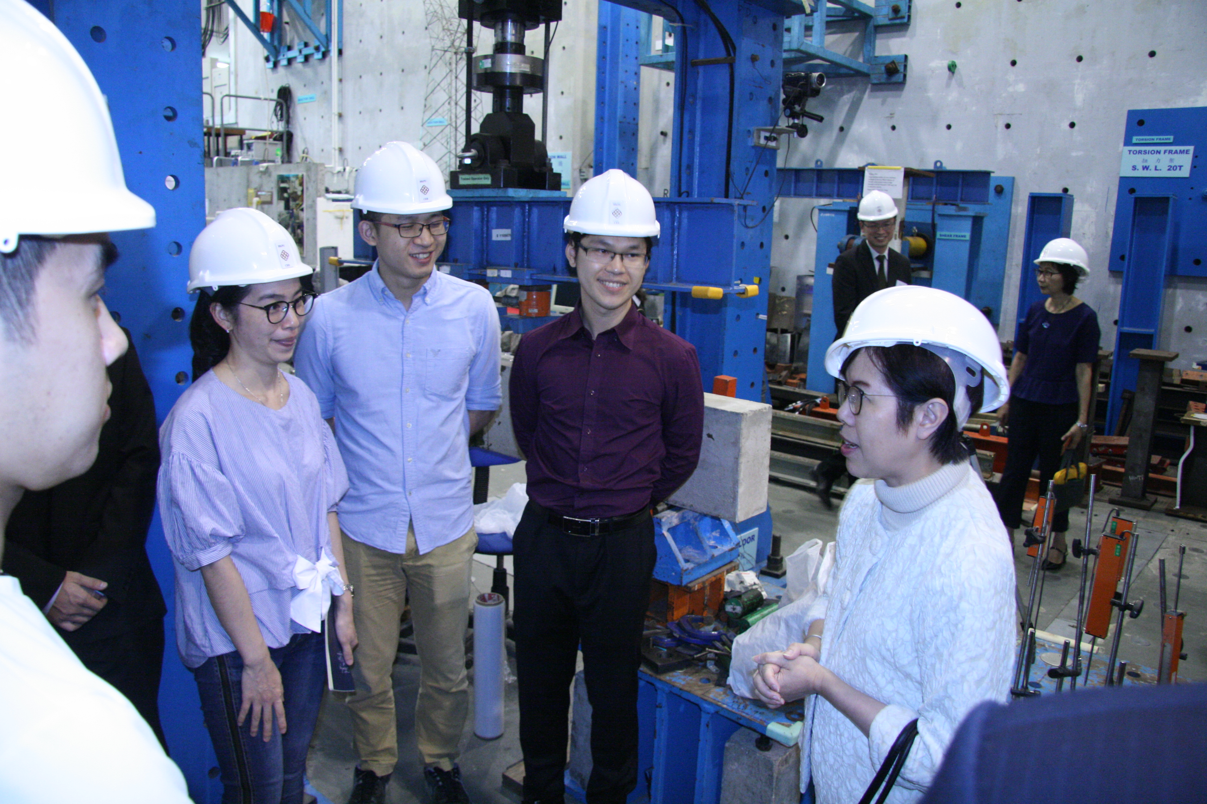 2016_10_visit_by_innovation_and_technology_commission_the_government_of_hksar_4_20180731_1556162980