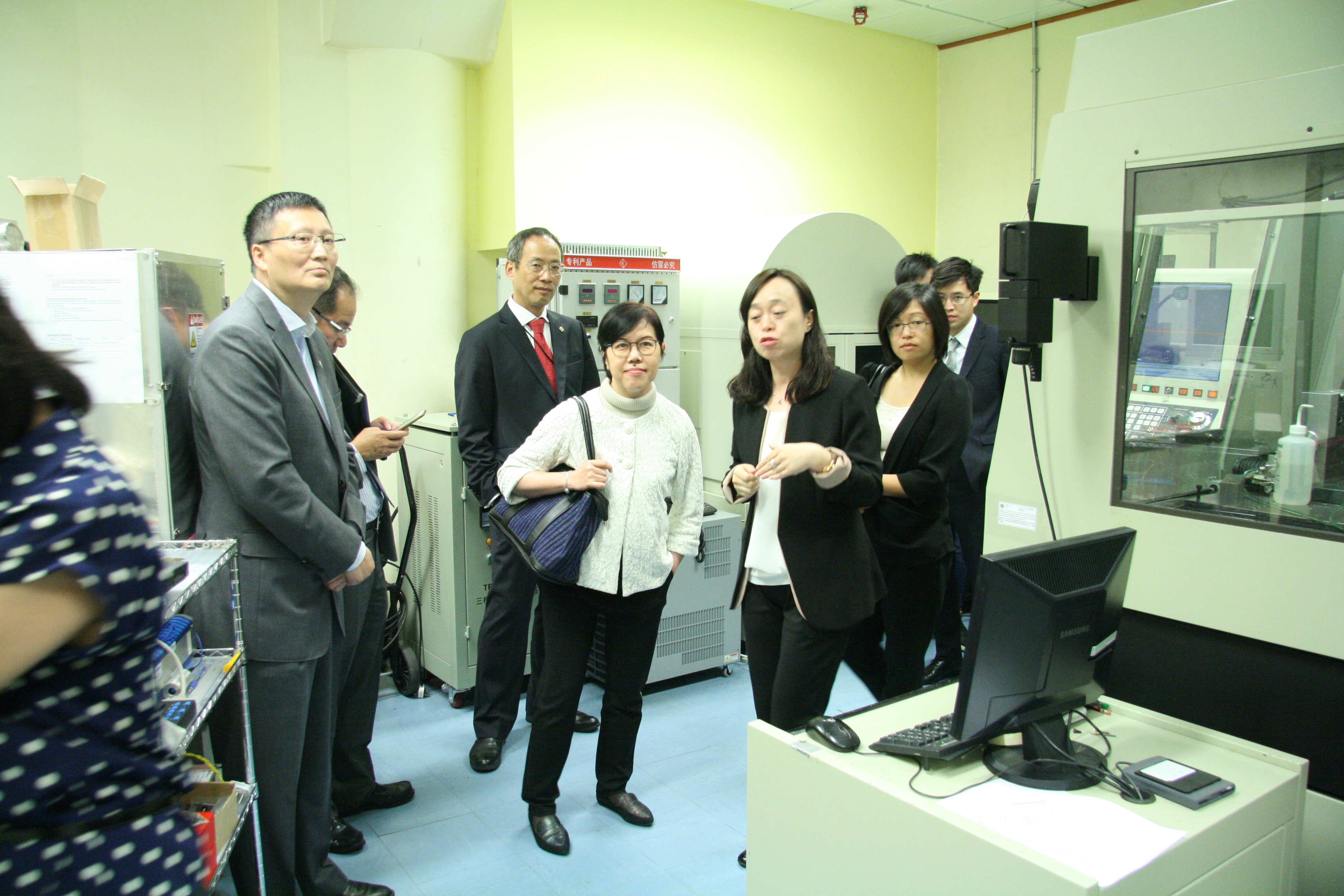 2016_10_visit_by_innovation_and_technology_commission_the_government_of_hksar_9_20180731_1895610545
