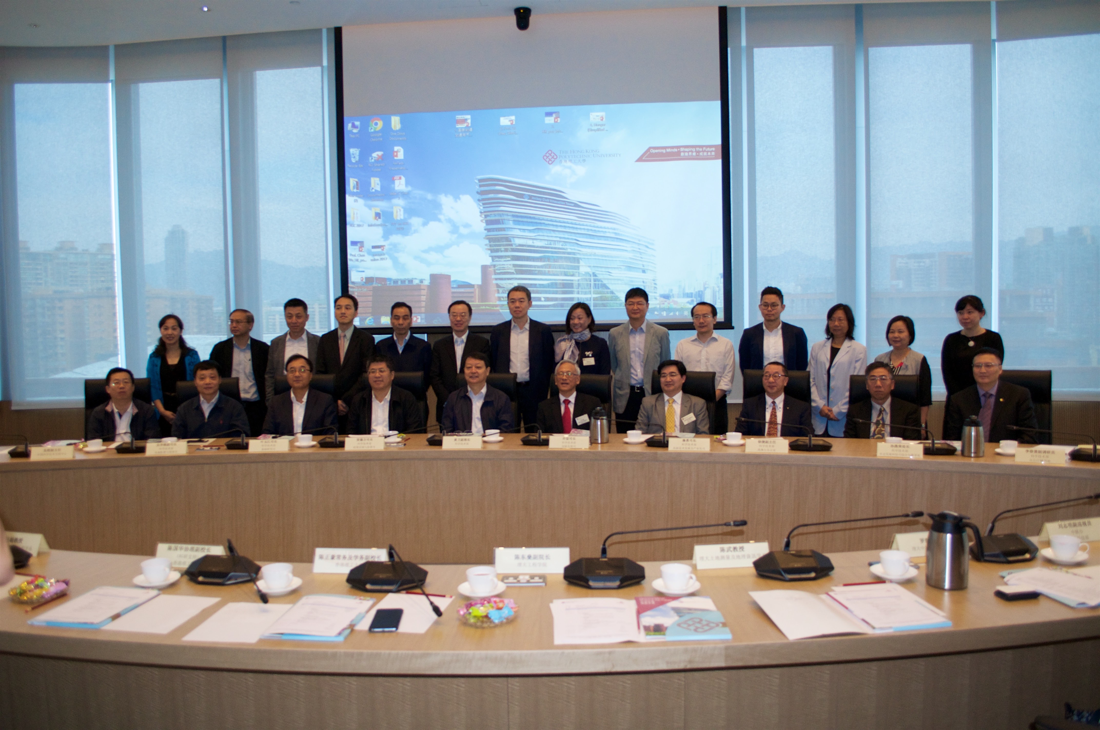 2017_11_visit_by_dr_wei_huang_academician_of_chinese (17)