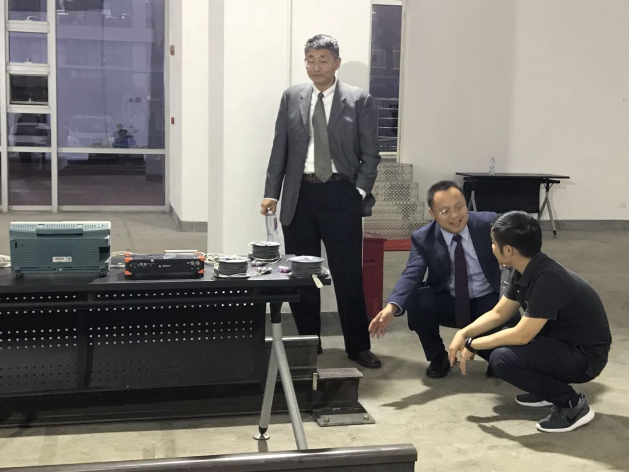 2017_10_polyu-csrd_joint_innovation_center_for_rail_transit_safety_monitoring_technology_sign (27)