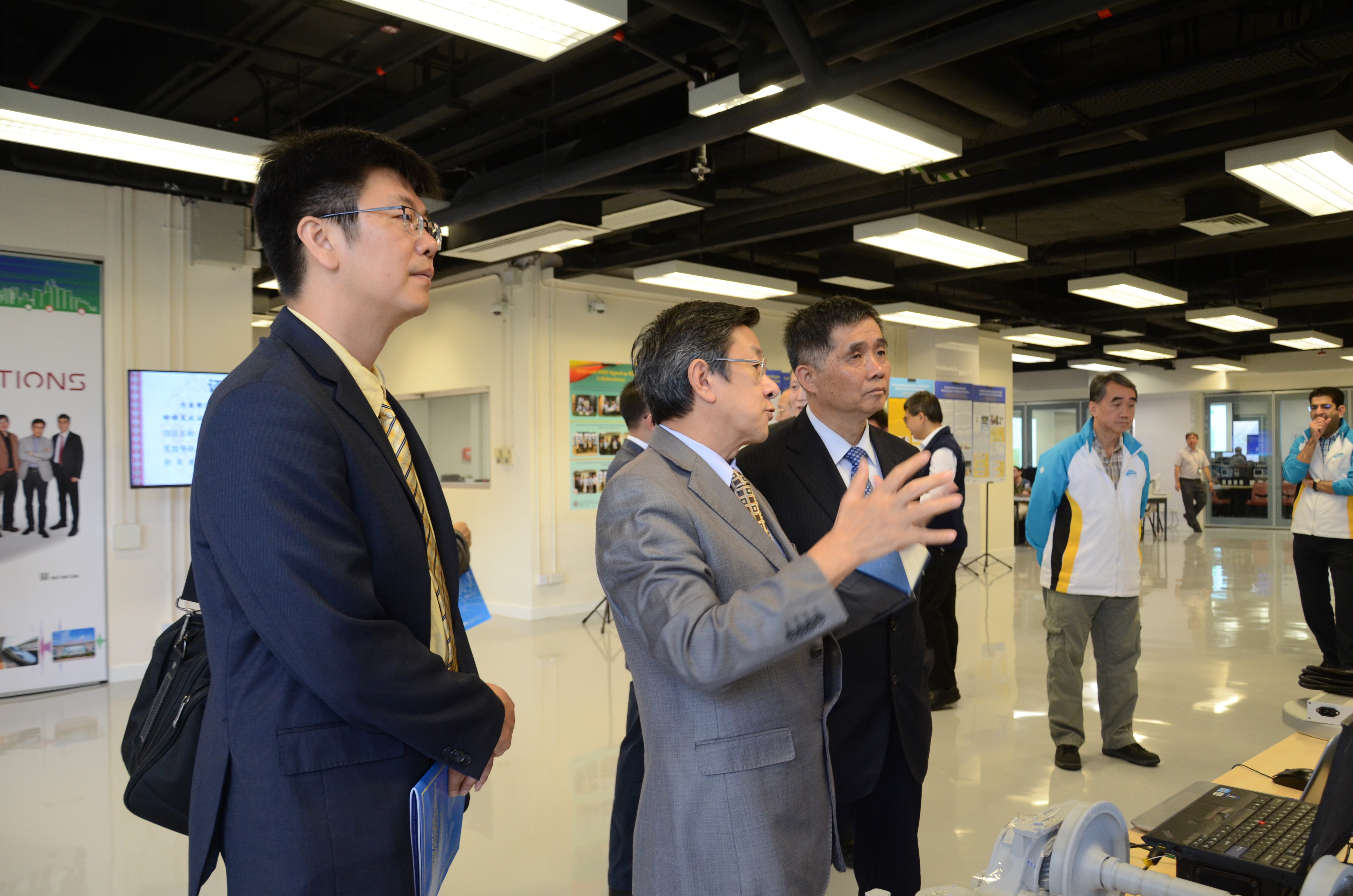 2018_06_visit_by_beijing_jiaotong_university_22_20180731_1433214725