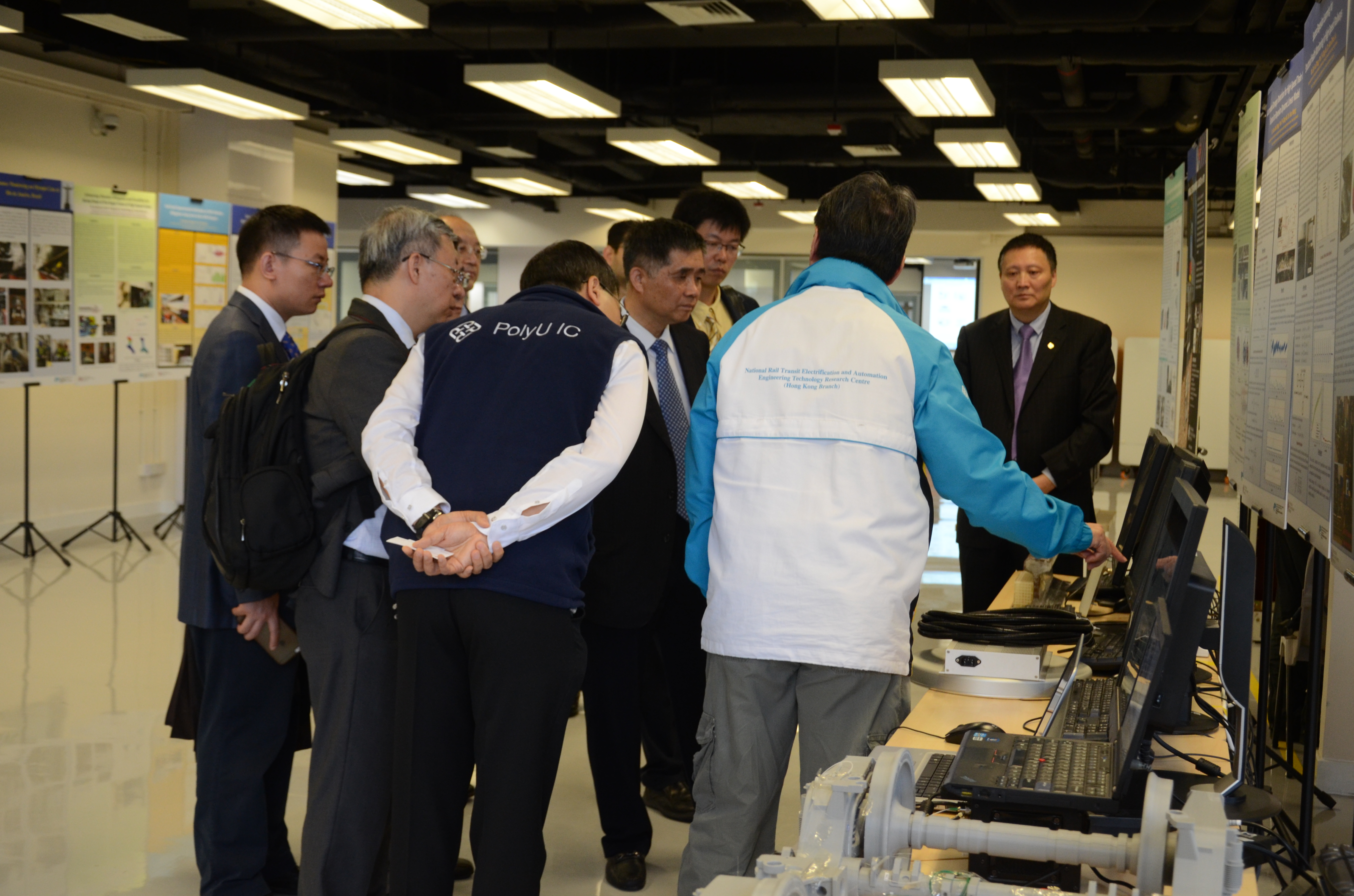 2018_06_visit_by_beijing_jiaotong_university_35_20180731_1821818014