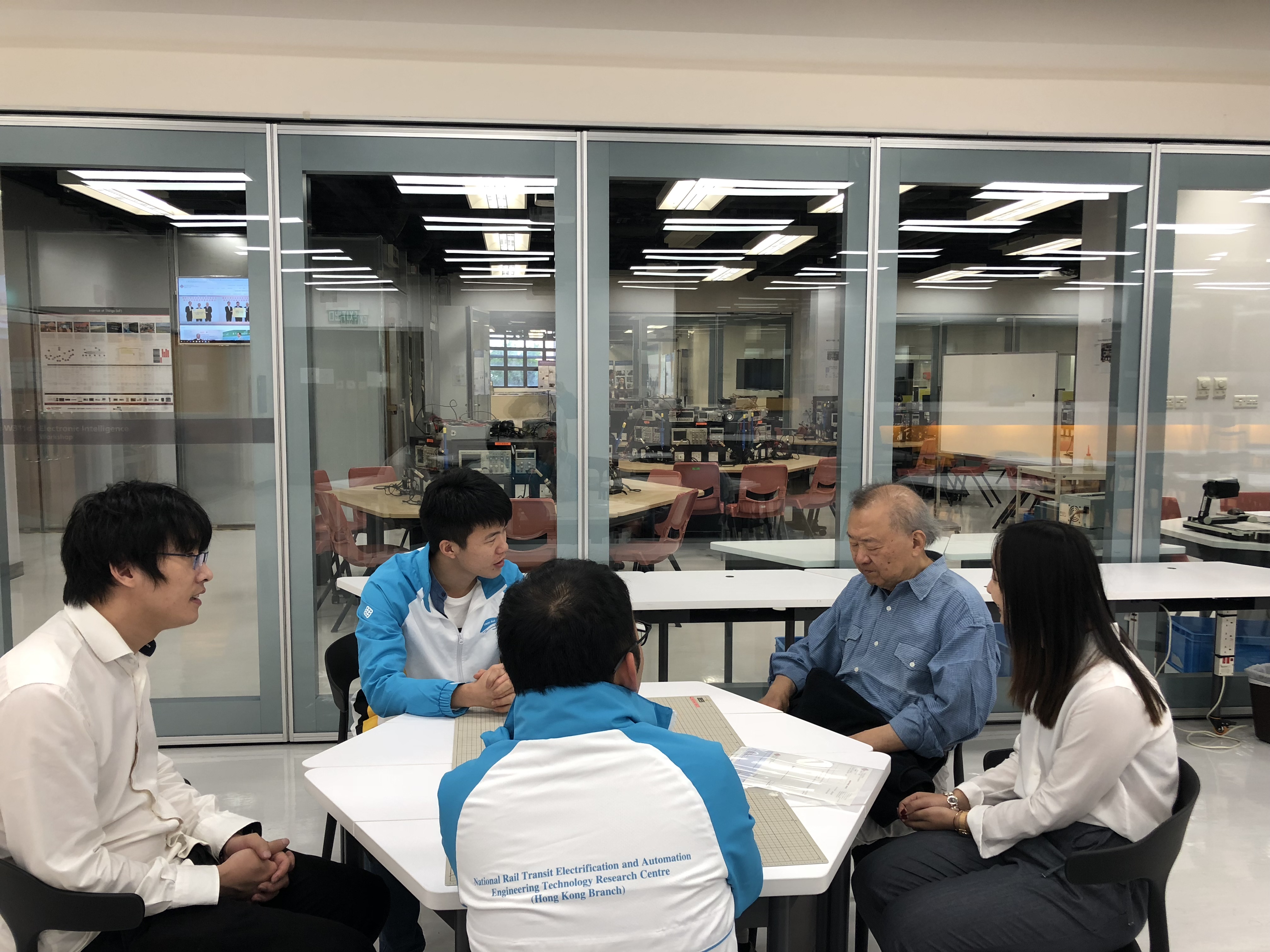 2018_11_visit_of_dr_sc_liu_visit_expert_from_southeast_university_10_20181102_1728551540