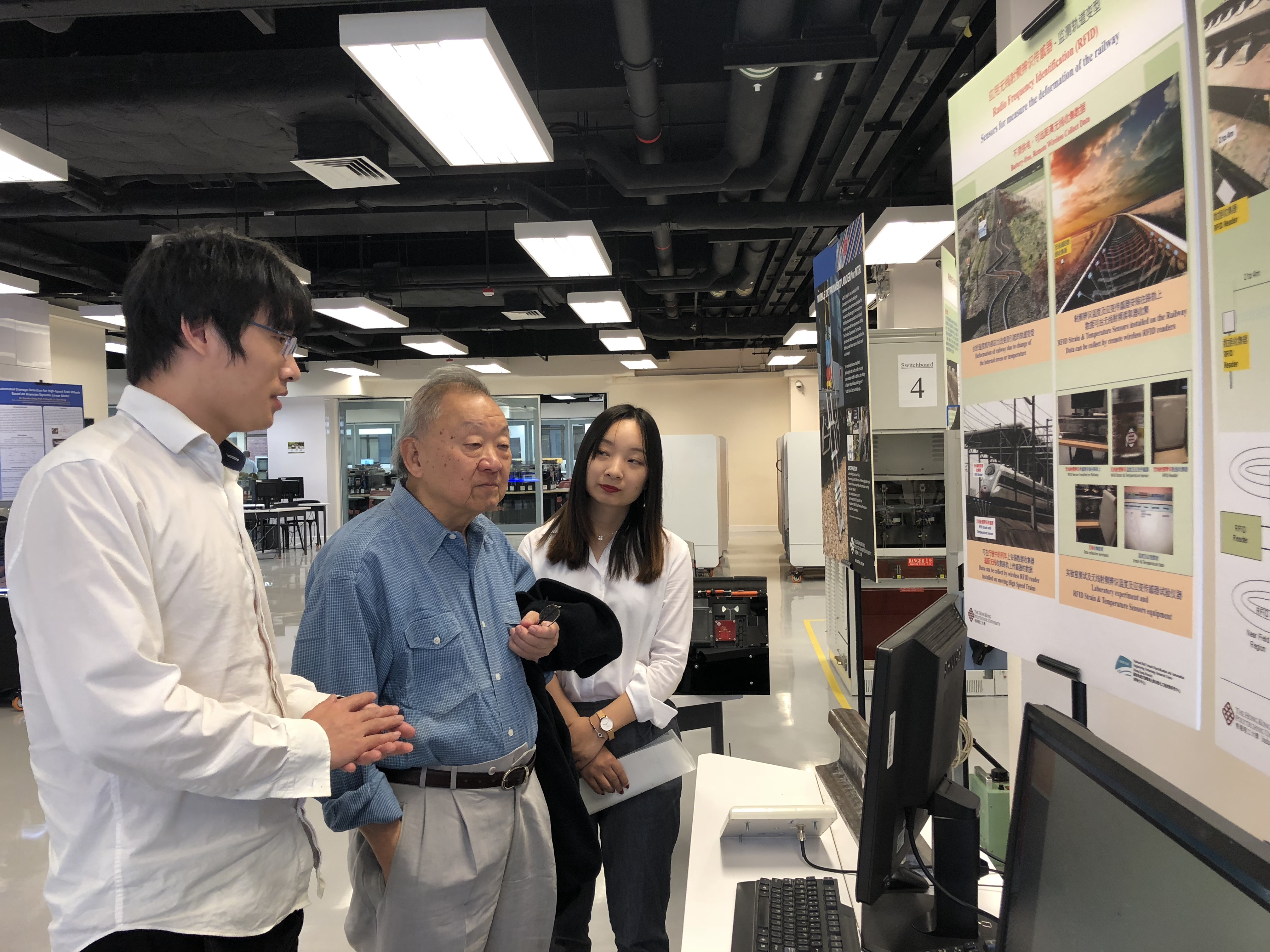 2018_11_visit_of_dr_sc_liu_visit_expert_from_southeast_university_5_20181102_1914237978
