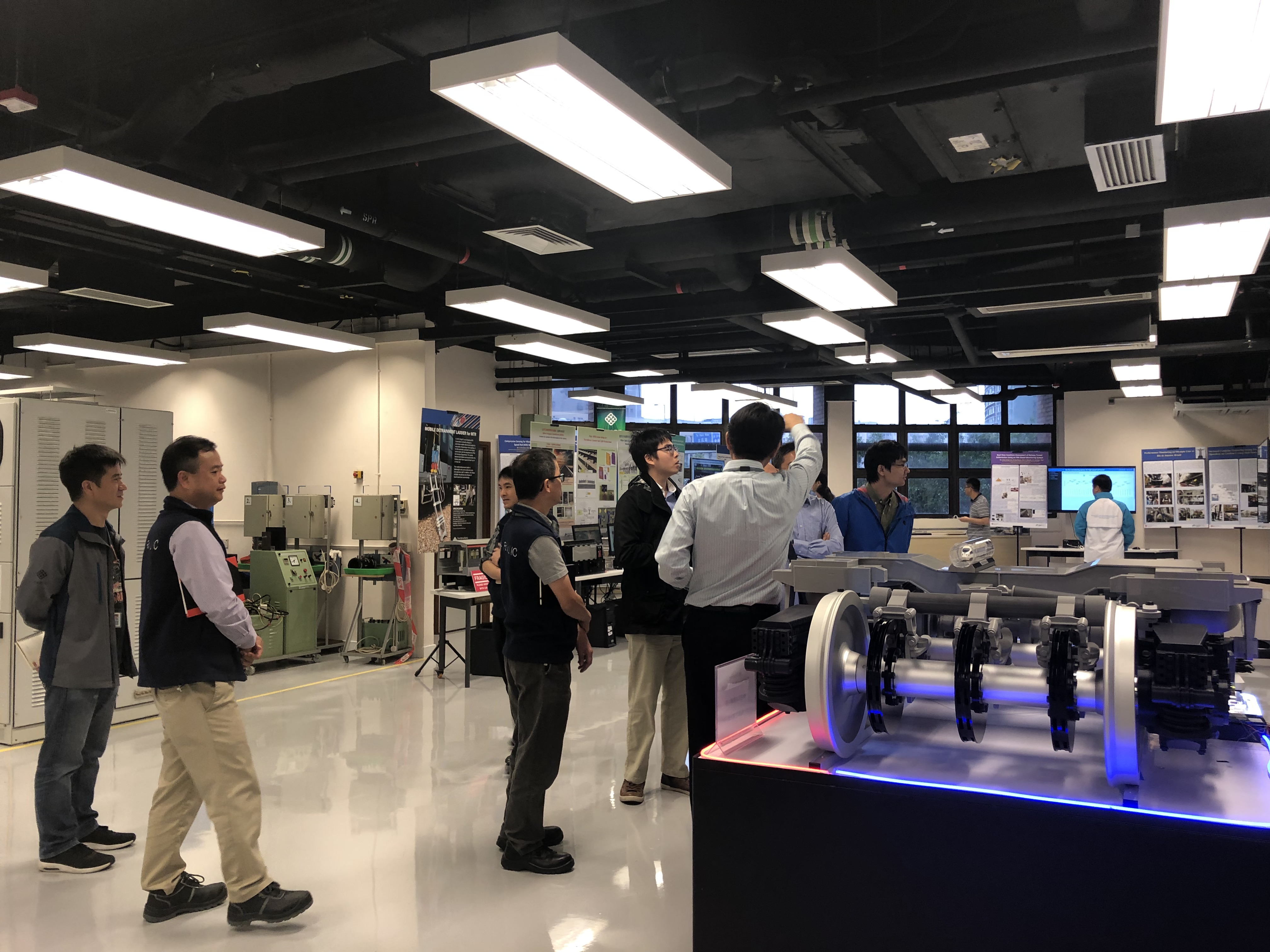 2018_11__18_20181116_1824727195