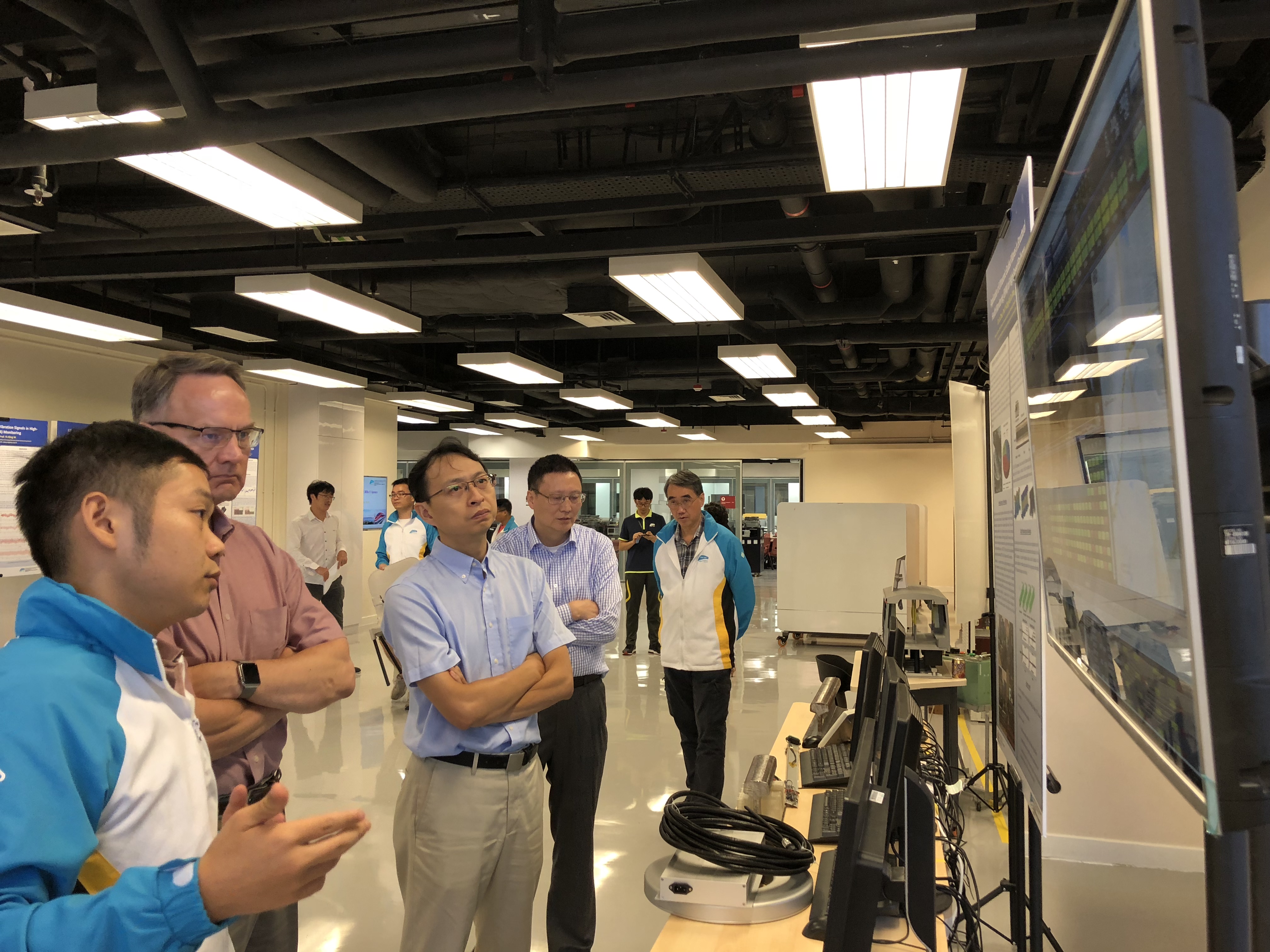 201808visitbyprofbillefspencerfromuniversityofillinoisaturbanachampaignusa10201808151281624036