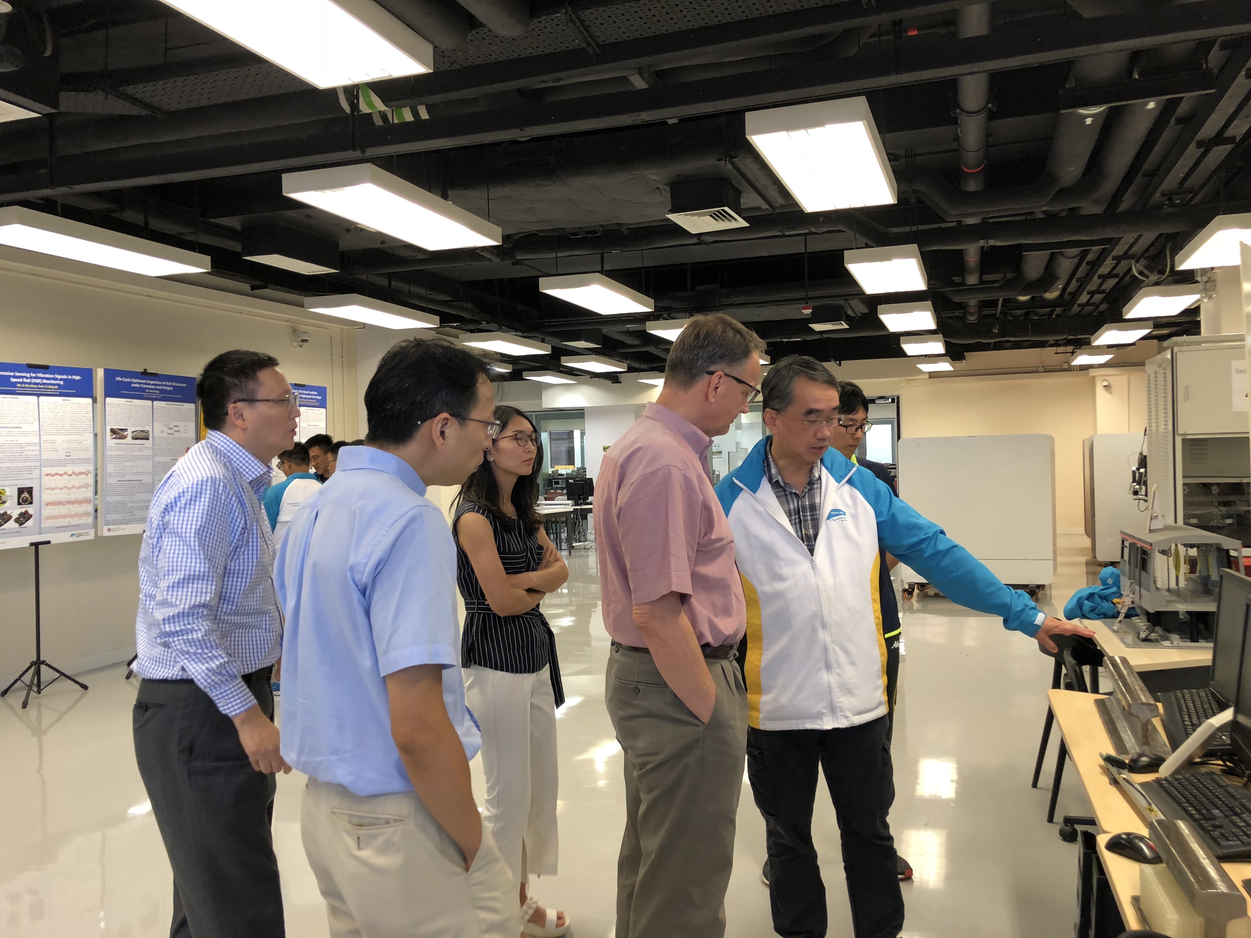 201808visitbyprofbillefspencerfromuniversityofillinoisaturbanachampaignusa15201808151943210124