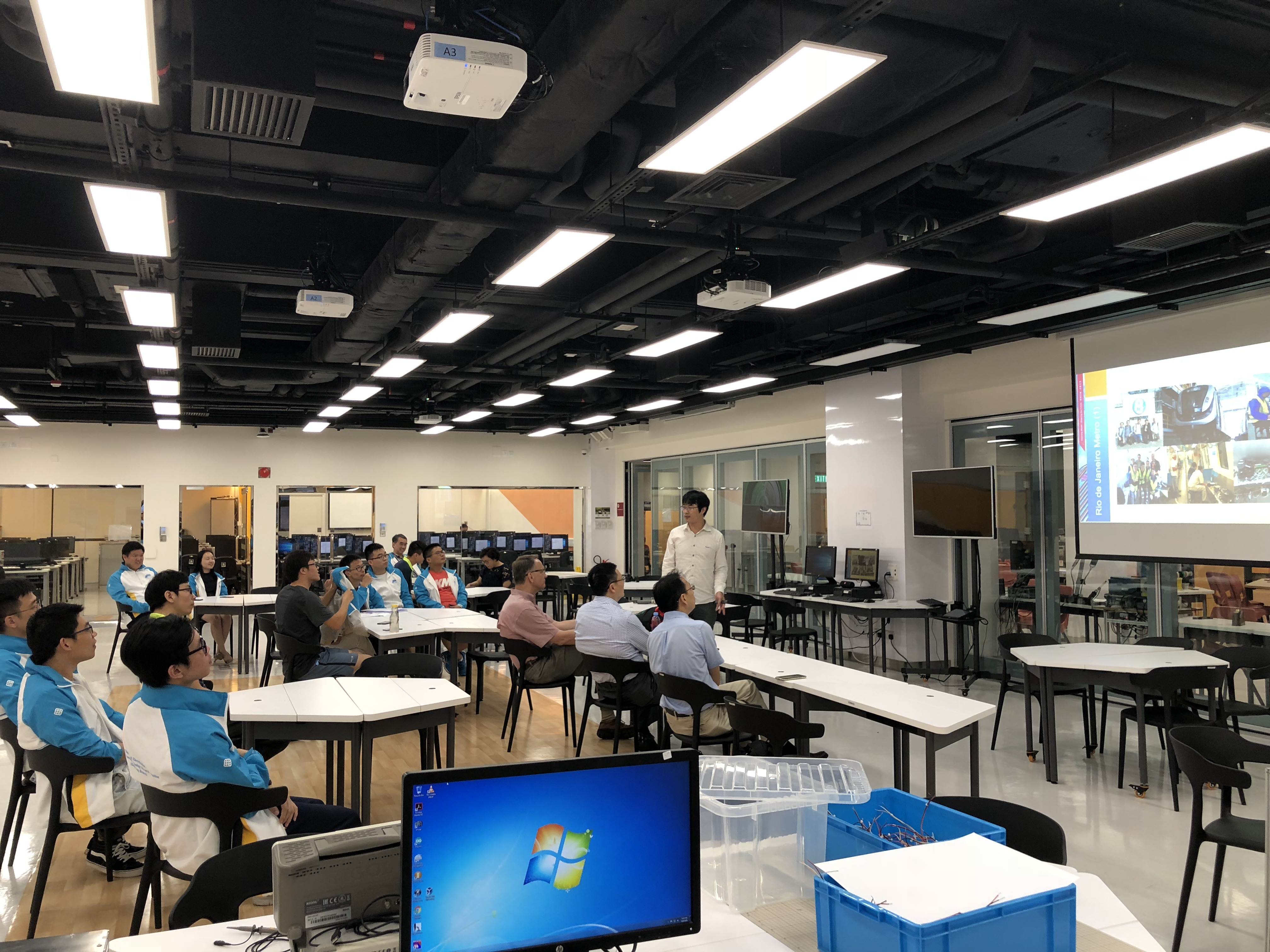 201808visitbyprofbillefspencerfromuniversityofillinoisaturbanachampaignusa5201808151102607103