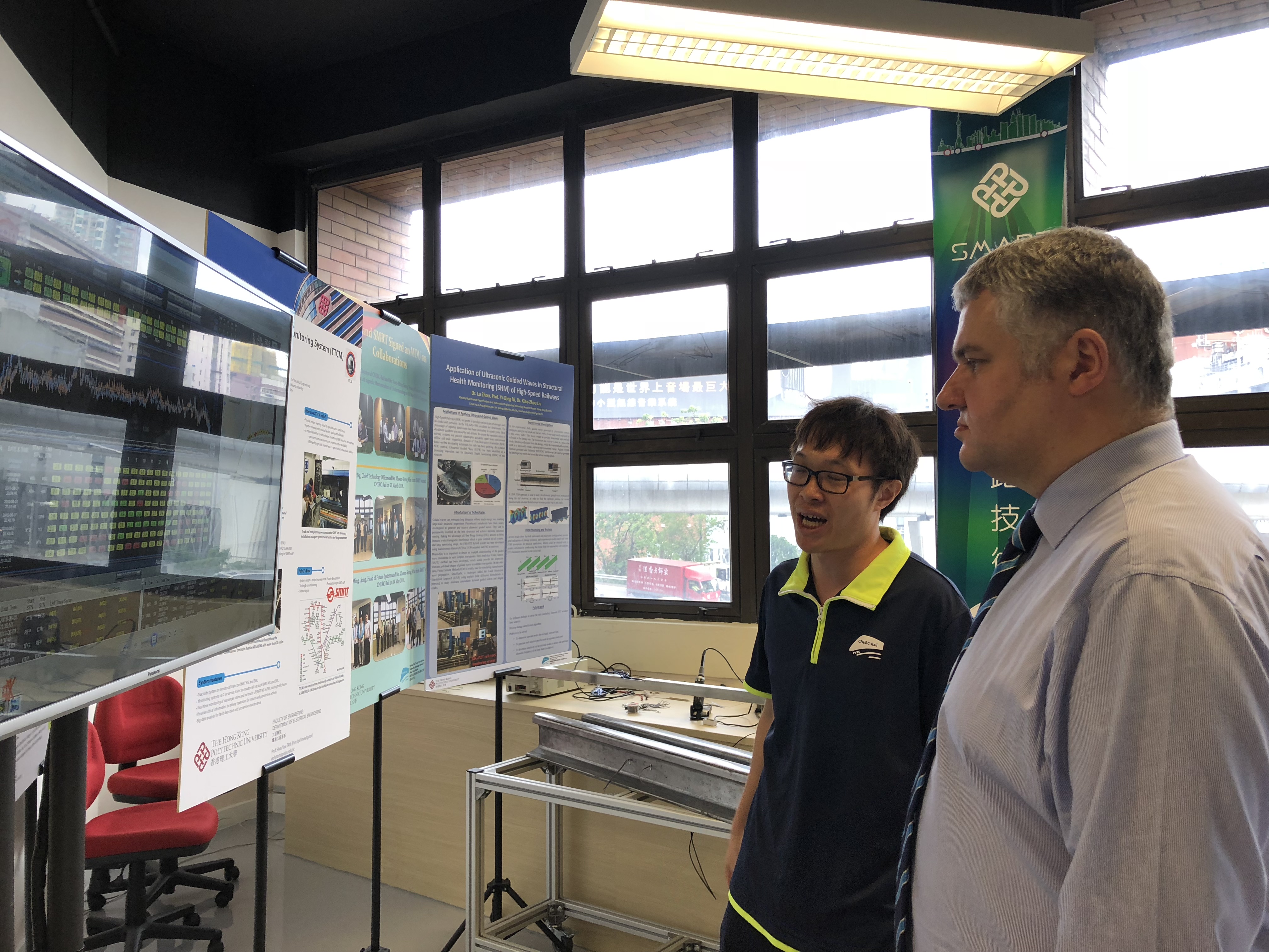 2018_10_visit_by_prof_clive_roberts_from_university_of_birmingham_15_20181016_1950678700