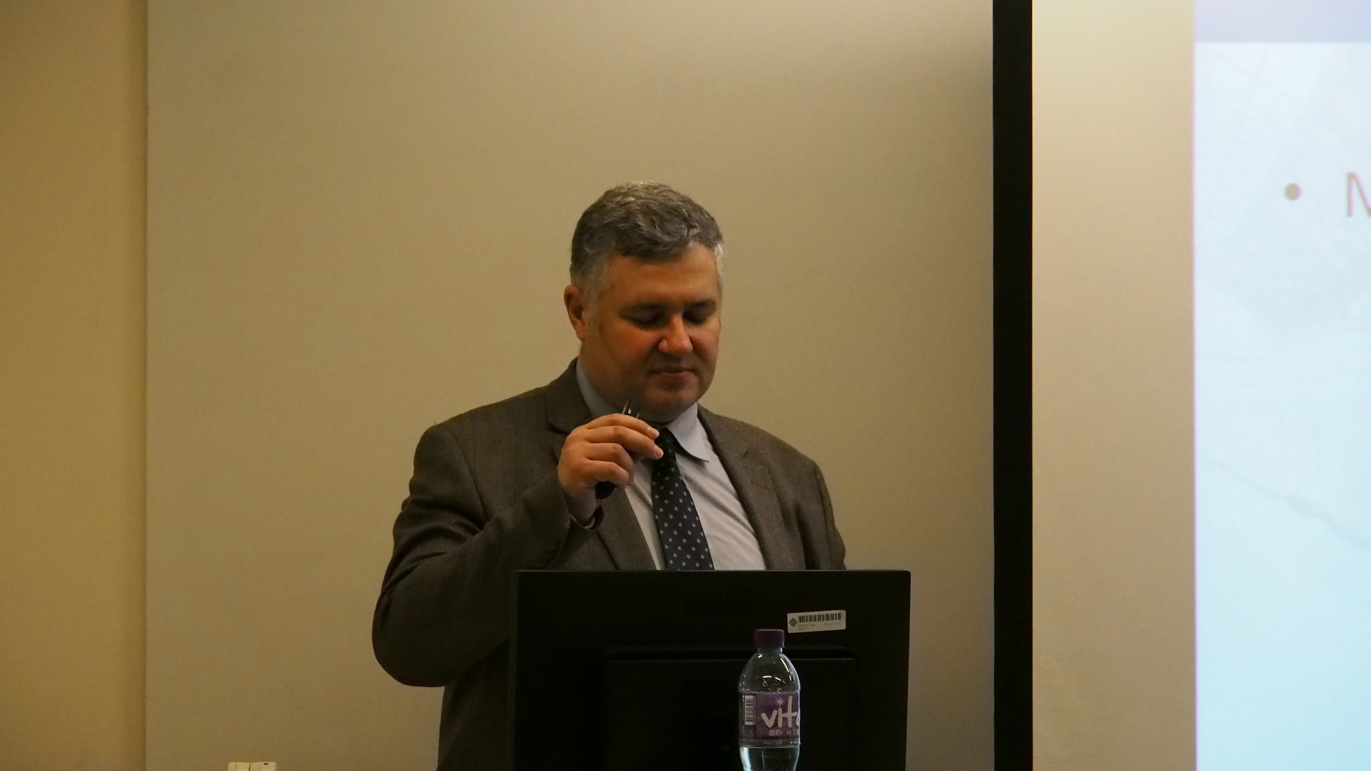 201812visitofprofcliverobertsfromuniversityofbirminghamunitedkingdom19201812101512878259