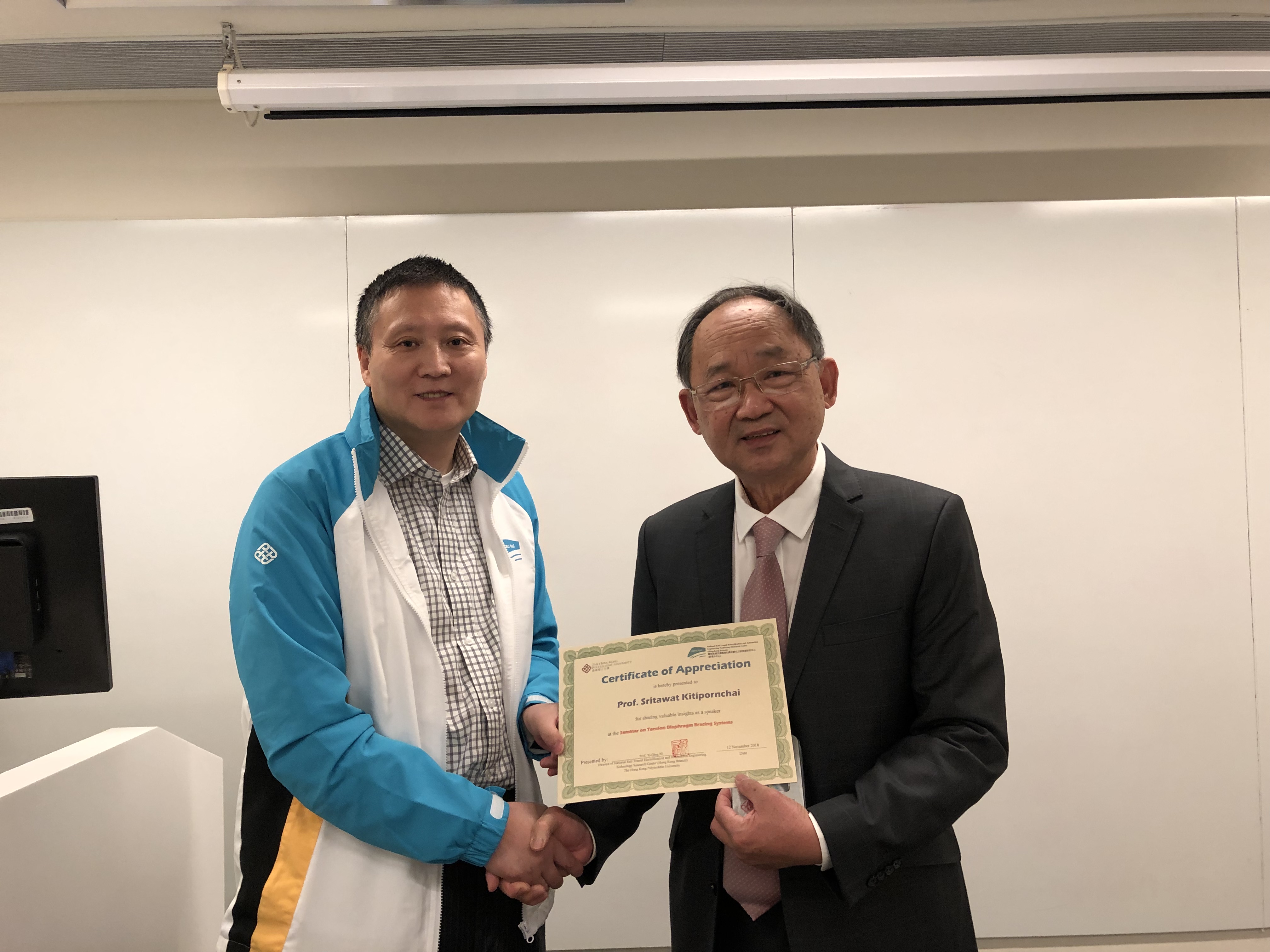 201811visitofprofsritawatkitipornchaifromuniversityofqueenslandaustralia23201811141035683795