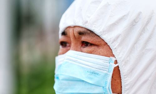 care for community_people stories_alumnus volunteer in Wuhan_1000x600_3