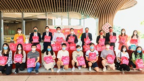 Distribution of anti-epidemic packages to PolyU staff and students