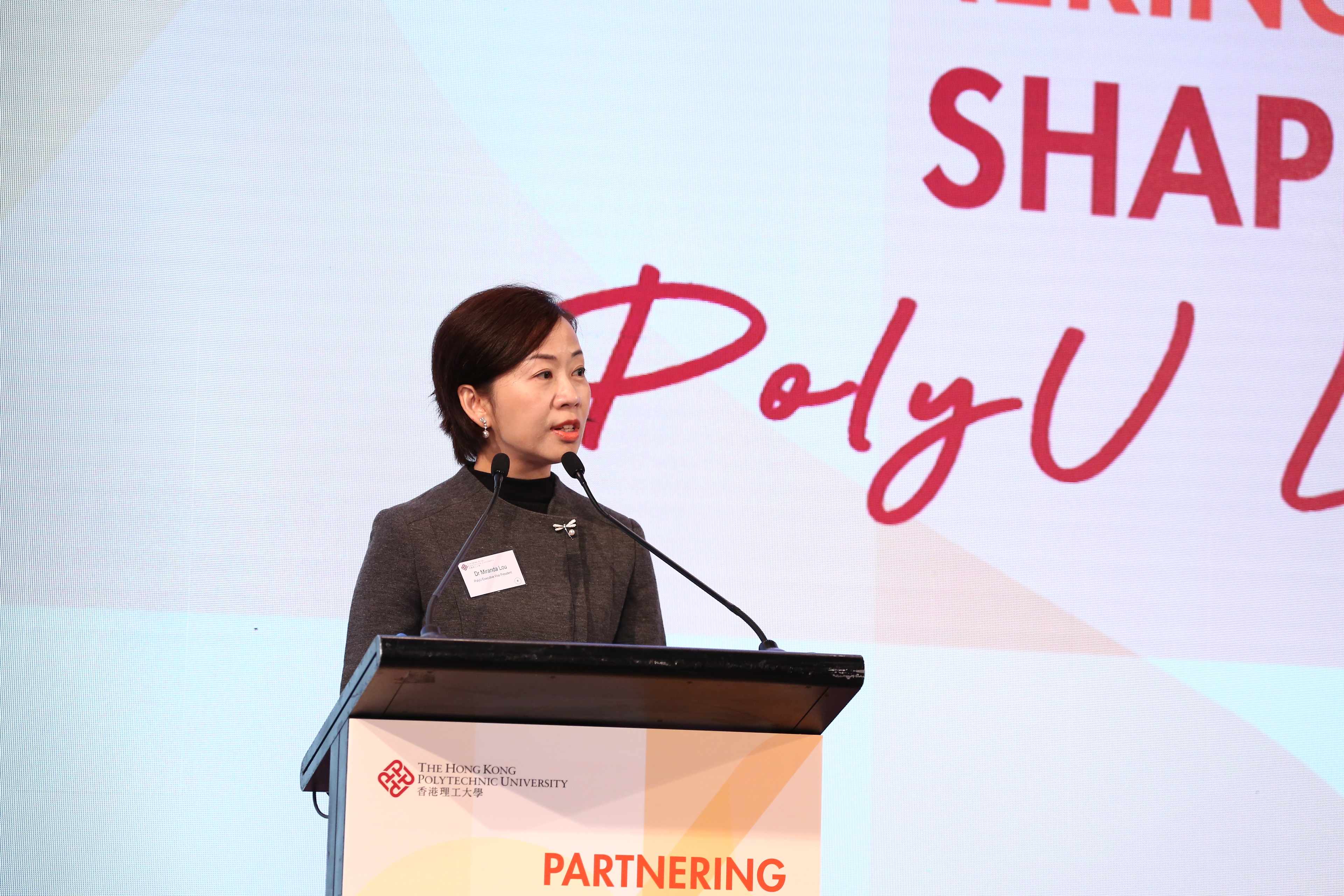 Dr Miranda Lou, Executive Vice-President, thanks the employers for joining hands with PolyU to nurture the rising generation.