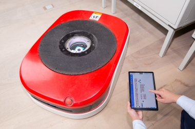 Mobile robot controlled by advanced intelligent robotic algorithms