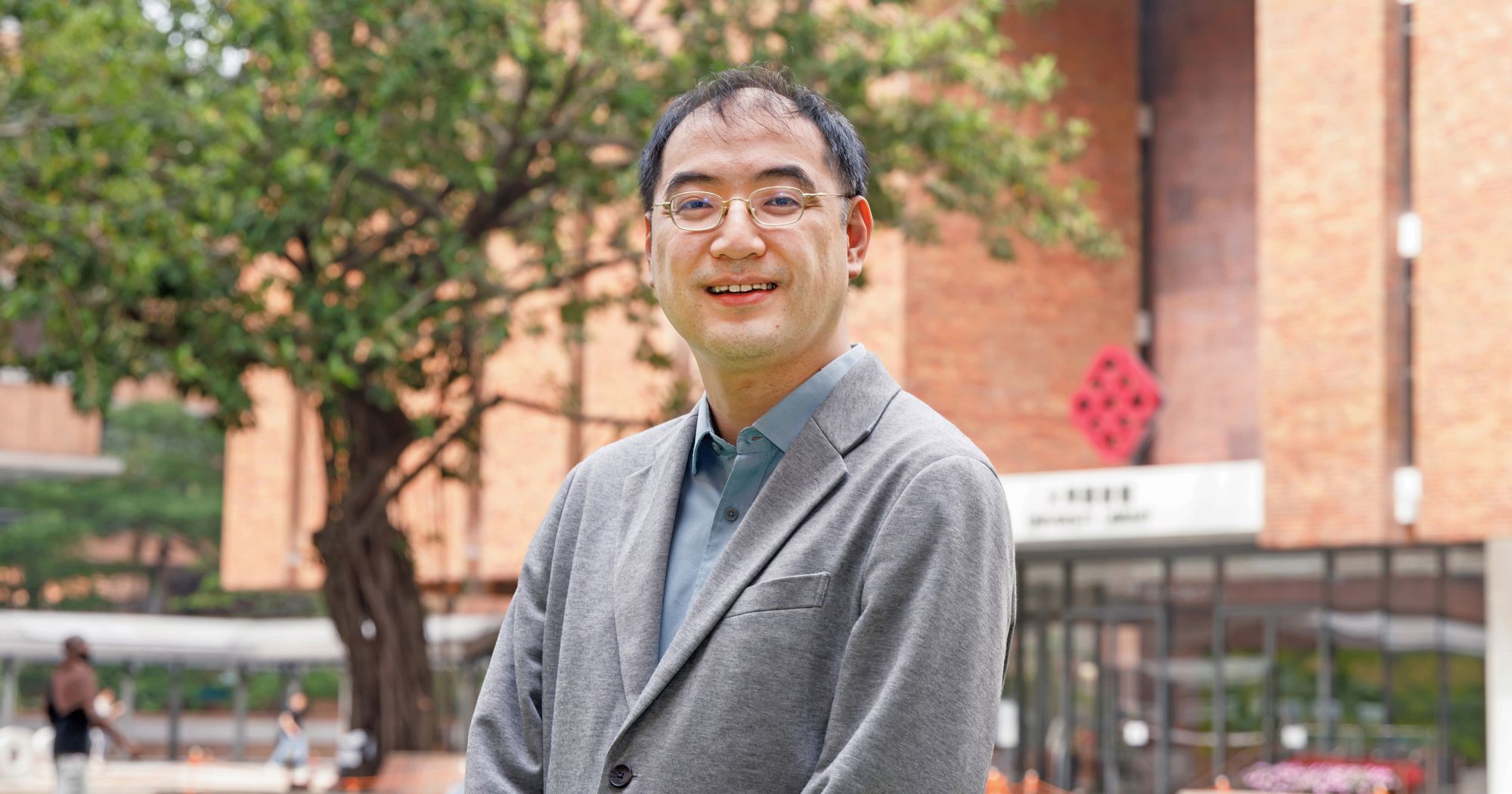 Prof. Allen AU has also been honoured with the Bank of China (Hong Kong) Limited Science and Technology Innovation Prize 2023 for the team’s exceptional accomplishments in the field of FinTech, and was a founding member of the CBDC Expert Group of The Hong Kong Monetary Authority.