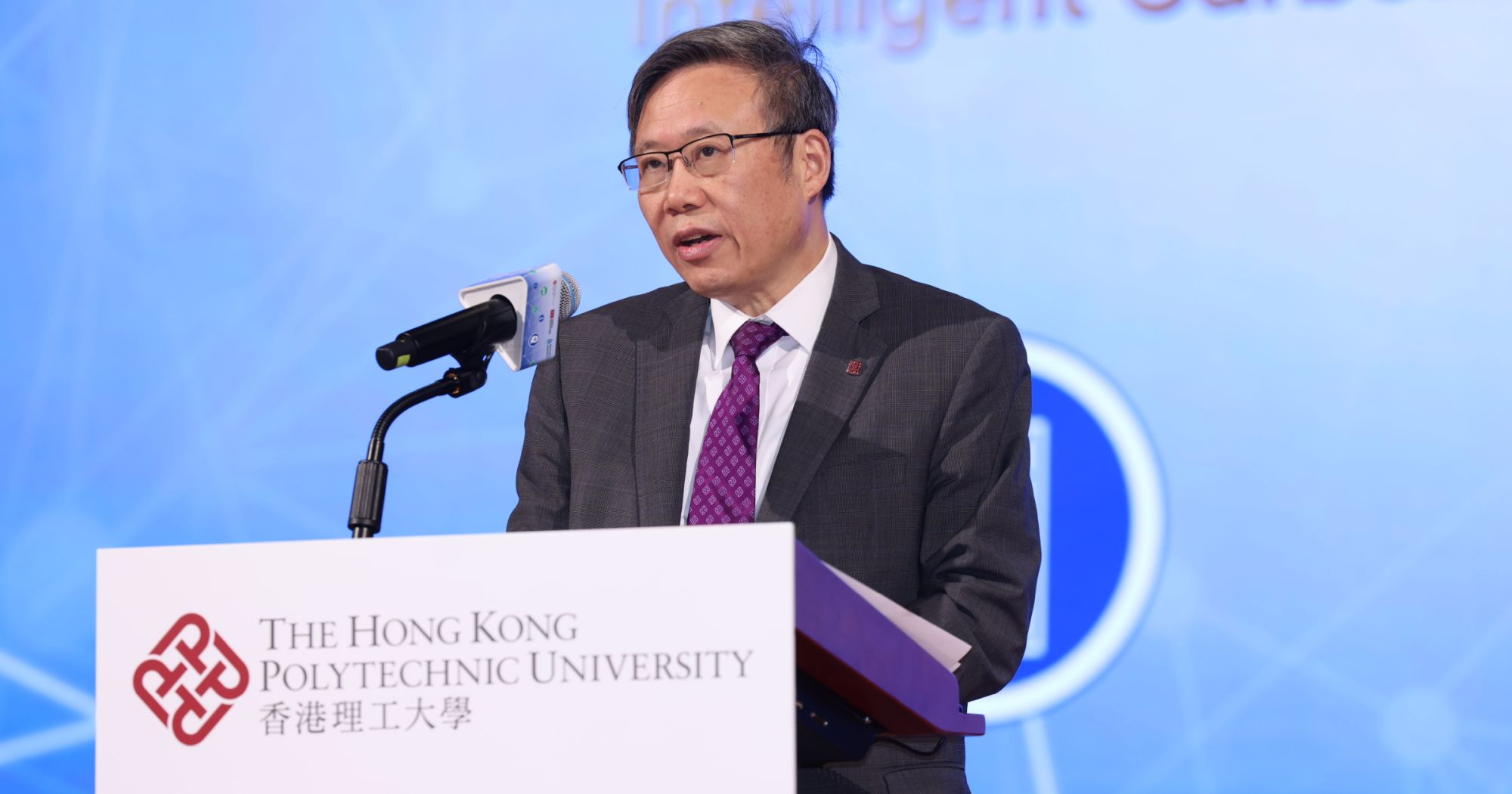 Prof. Jin-Guang Teng said that with the societal need for grid modernisation and PolyU’s unwavering commitment to innovation and sustainability, RCGM will serve as an internationally recognised platform to attract and nurture global talents to develop cutting-edge technologies and transfer them to solve the challenges and problems faced by the power and electricity industries.