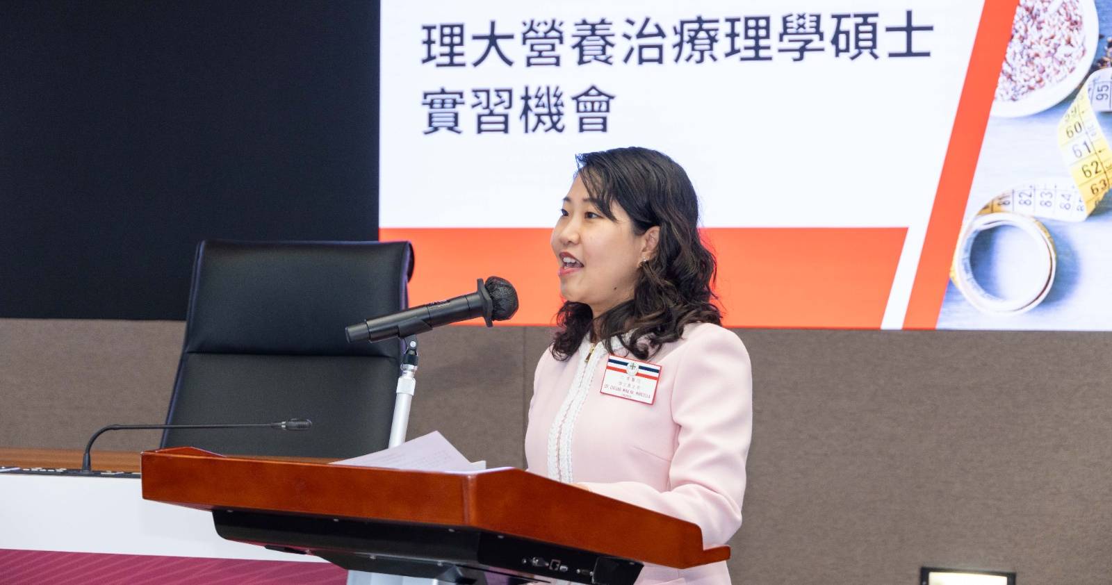 Dr Cheung Man-ka, Marcella, stated through placements at Yan Chai's affiliated units, PolyU students will be able to apply the dietetics theories learned in the classroom to real-world settings.