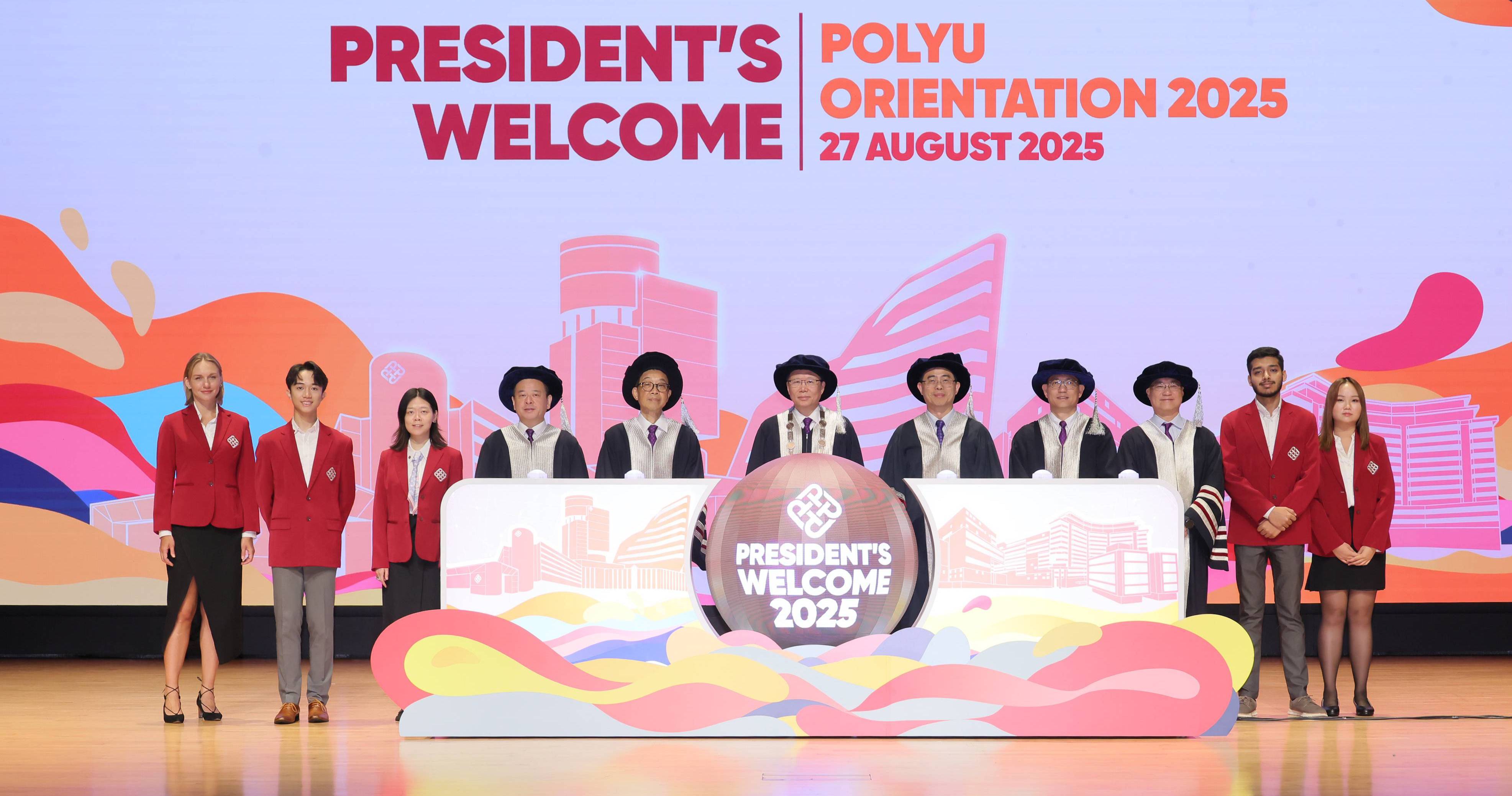 Prof. Jin-Guang Teng, PolyU President (centre); Prof. Wing-tak WONG, Deputy President and Provost (5th from right); Prof. CAO Jiannong, Acting Vice President (Education) (5th from left); Prof. Christopher CHAO, Vice President (Research and Innovation) (4th from right); Prof. Ben YOUNG, Vice President (Student and Global Affairs) (4th from left); and Prof. Kar-kan LING, Interim Vice President (Campus Development and Facilities) (3rd from right) attended the President’s Welcome.