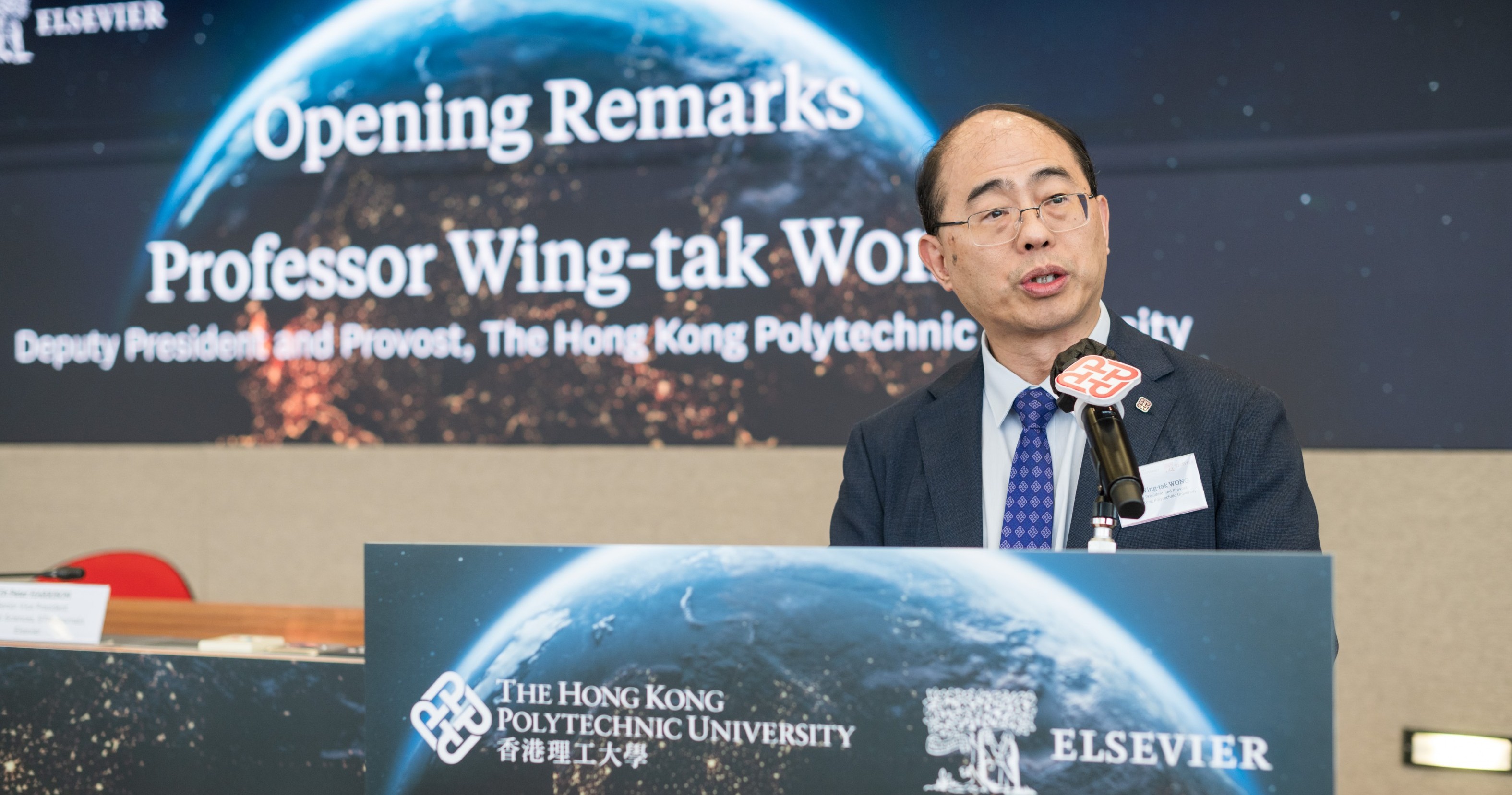 Prof. Wong Wing-tak believes that this partnership will pave the way for ground-breaking advancements in the academic community, particularly in empowering young scholars, amplifying academic influence, and broadening global knowledge dissemination.