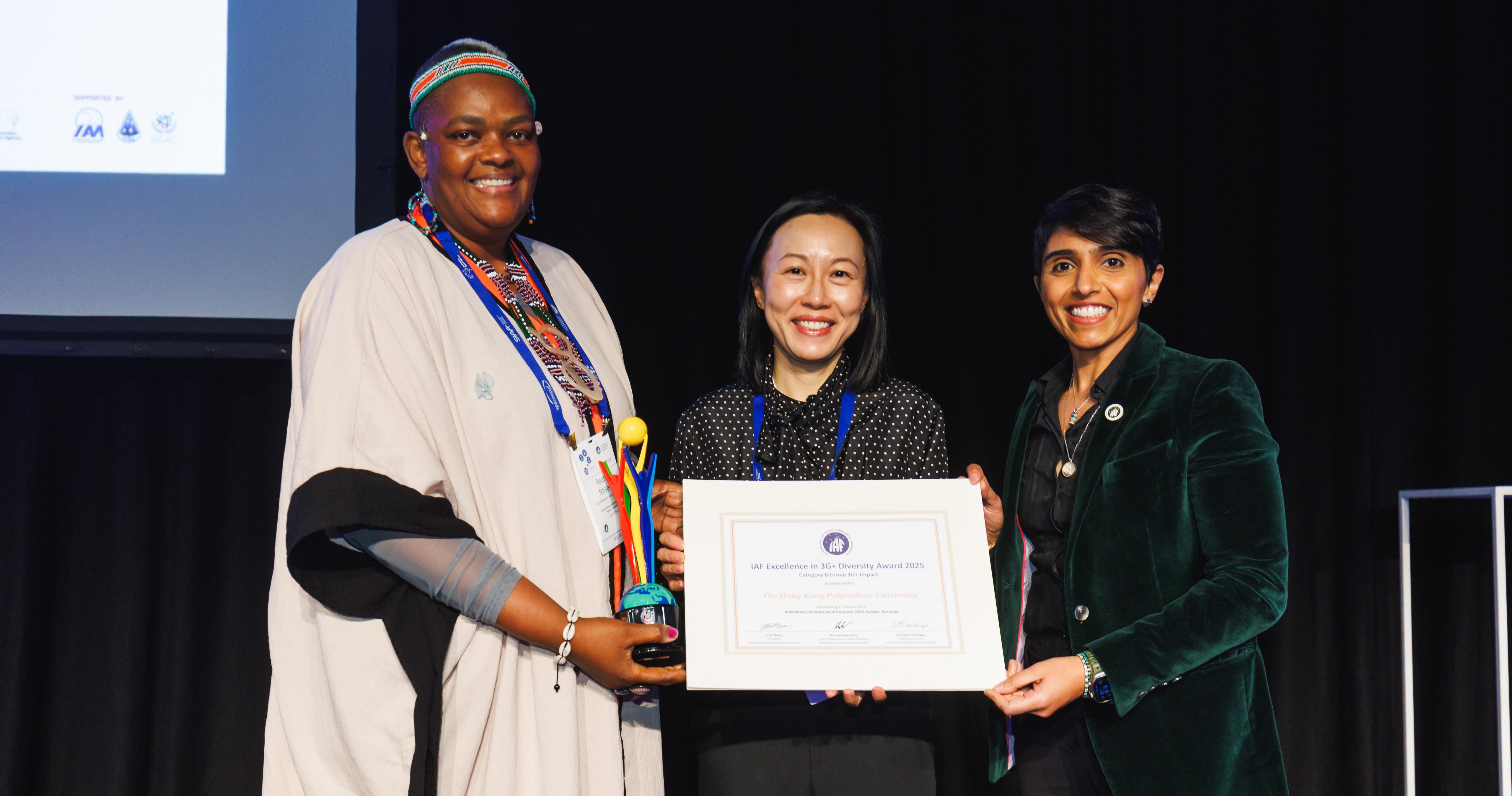 PolyU was presented the IAF Excellence in 3G+ Diversity Award. Prof. Christina Wong received the award on behalf of the University.