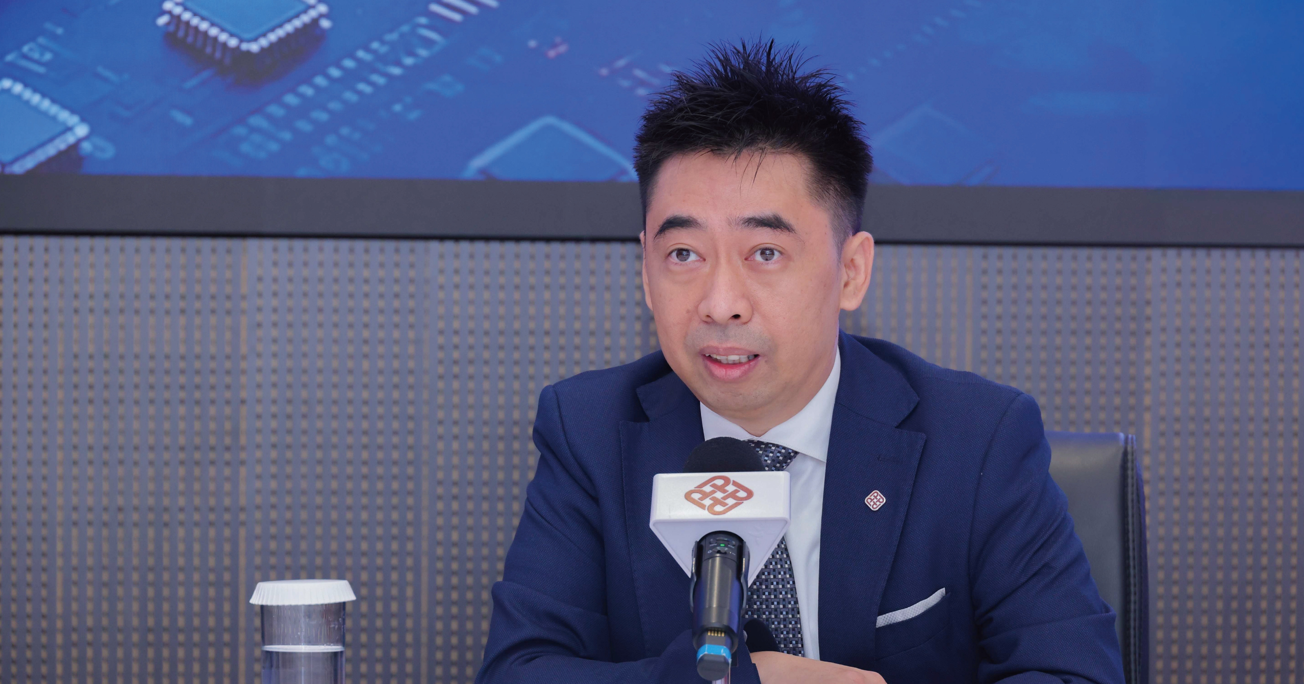 Prof. Alan Lau Pak-tao said that PolyU would continue to work closely with industry to drive scientific research.