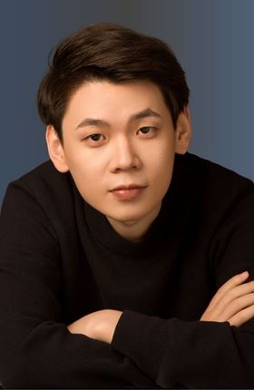Dr Yongqi Li