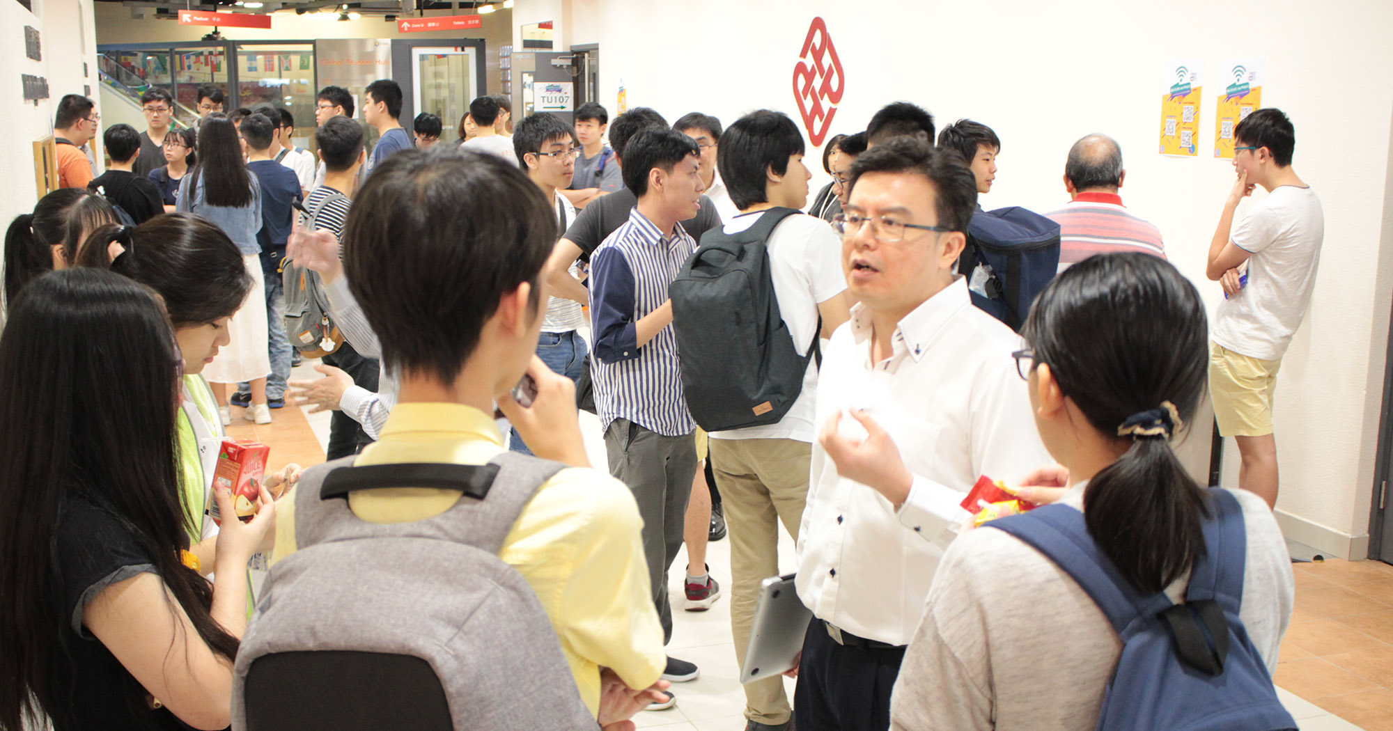 2000x1050_News_Con Day 2018 4