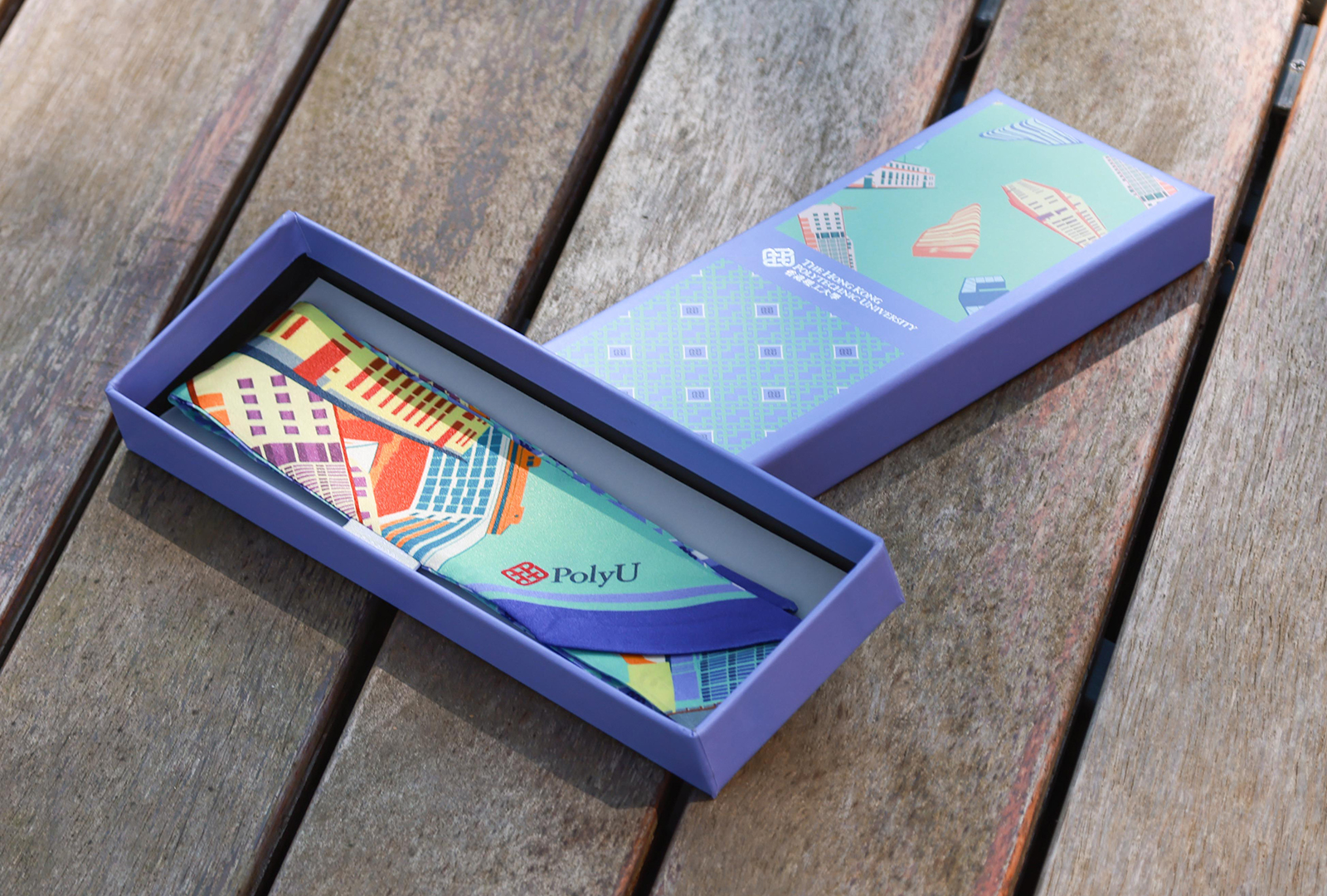 Silk Twilly_content03