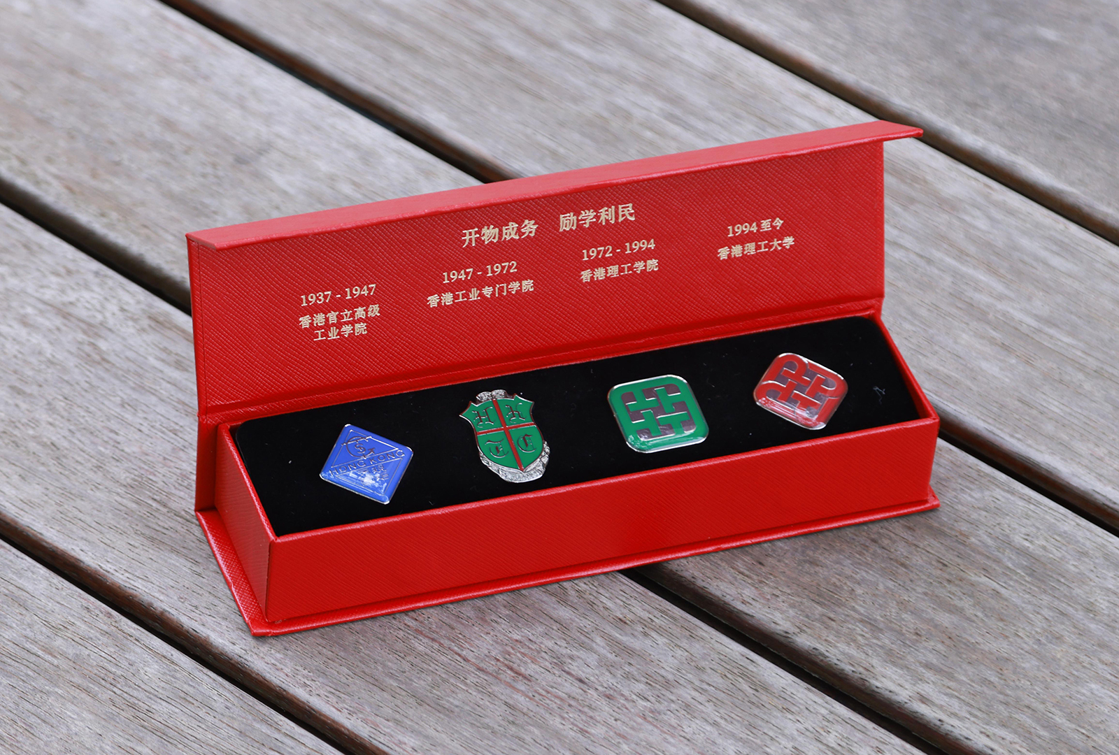 U Gallery Pin_Content03