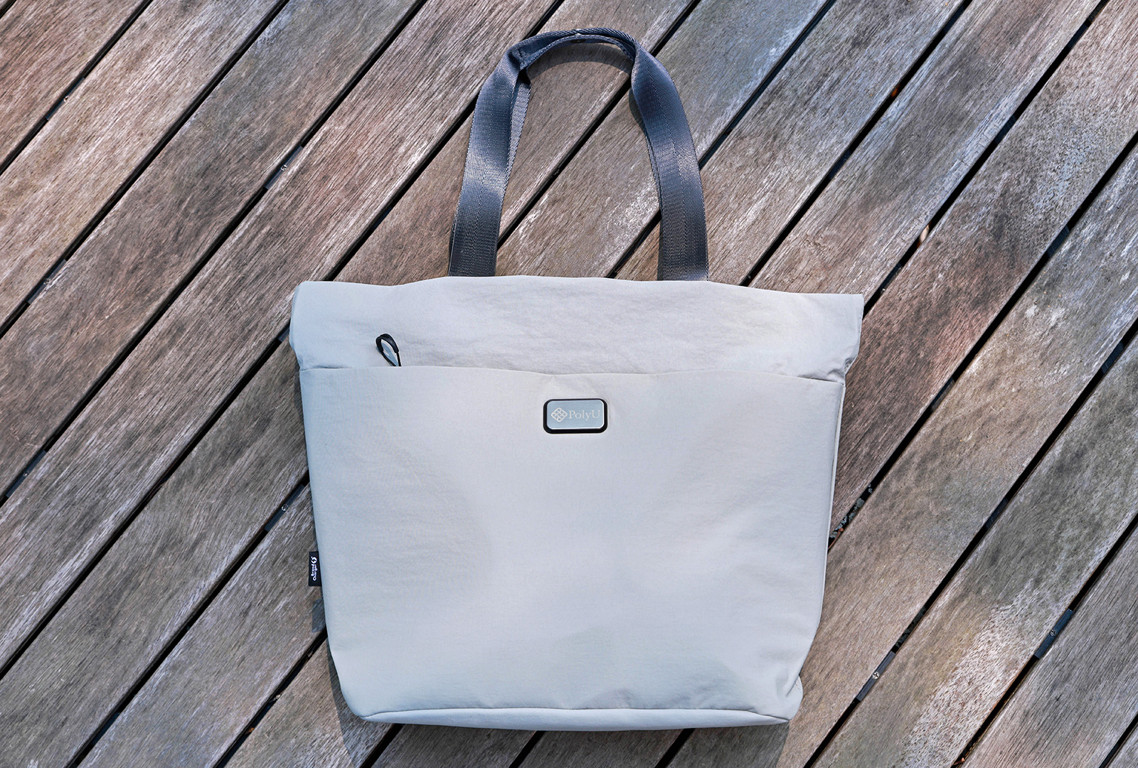 Recycled Nylon Tote Bag_Content01