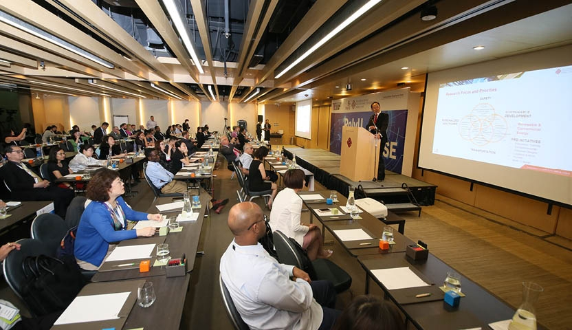Showcase Briefing - 12