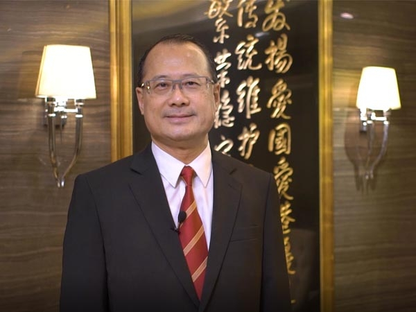 Dr Jonathan Choi Koon-shum