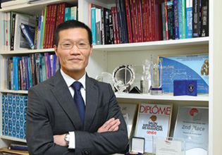 Dr Calvin Wong Wai-keung