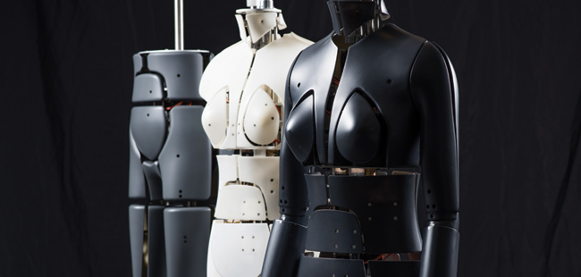 Apart from top-half body, i.Dummy also covers other body parts such as the upper limb and bottom half.