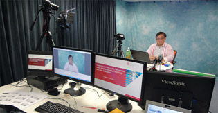 PolyU has two recording studios to support MOOCs development._1