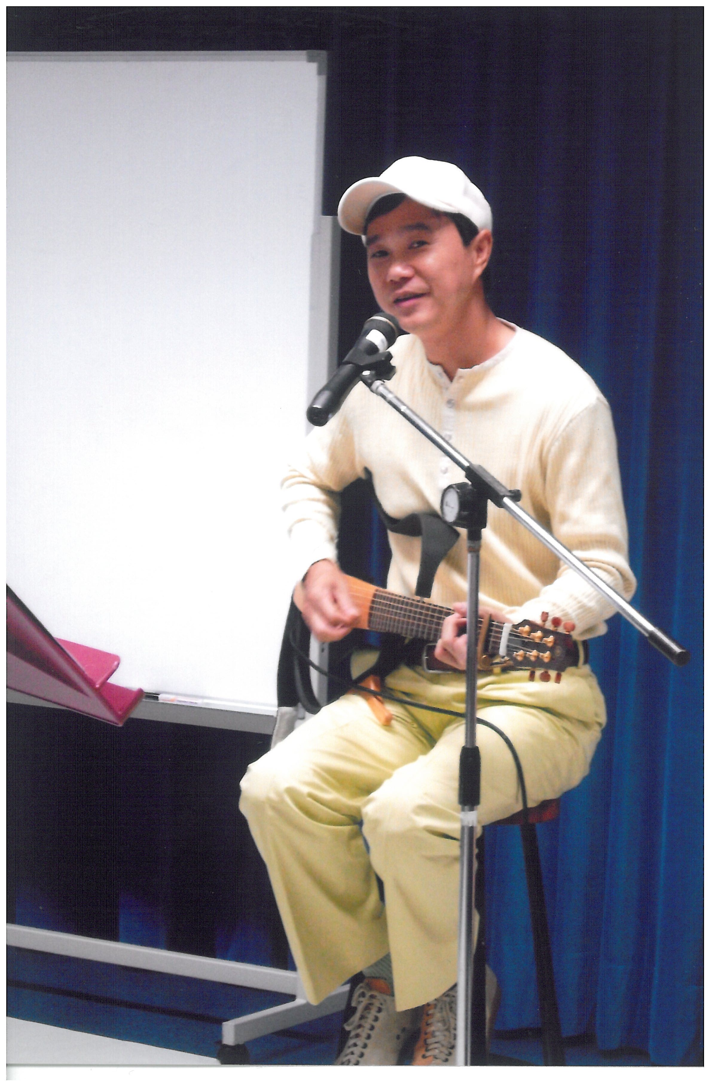 05-06 Mr Albert Au 1 Talk in Folk Songs(3)