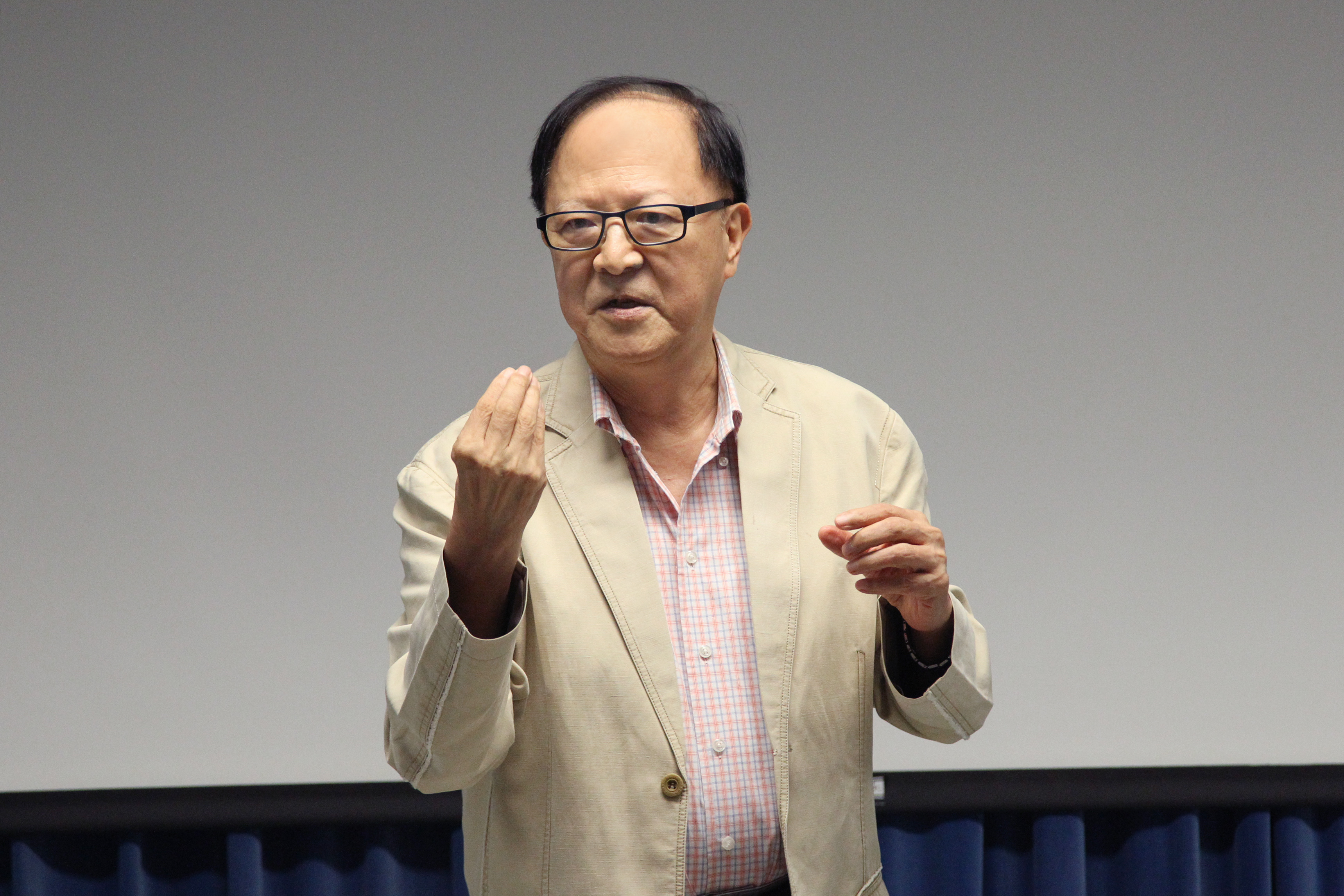 14_20131104_A38Y1915