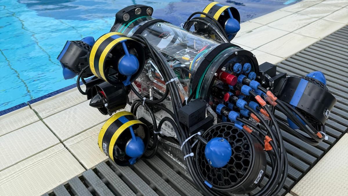 Searious Business Robot