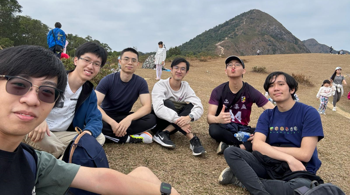 TeamBuildingActivities Hiking 1162x650