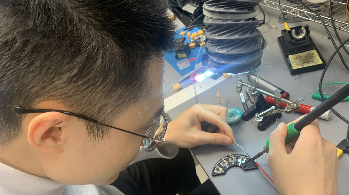 electronic and programming workshop soldering example 1162x650