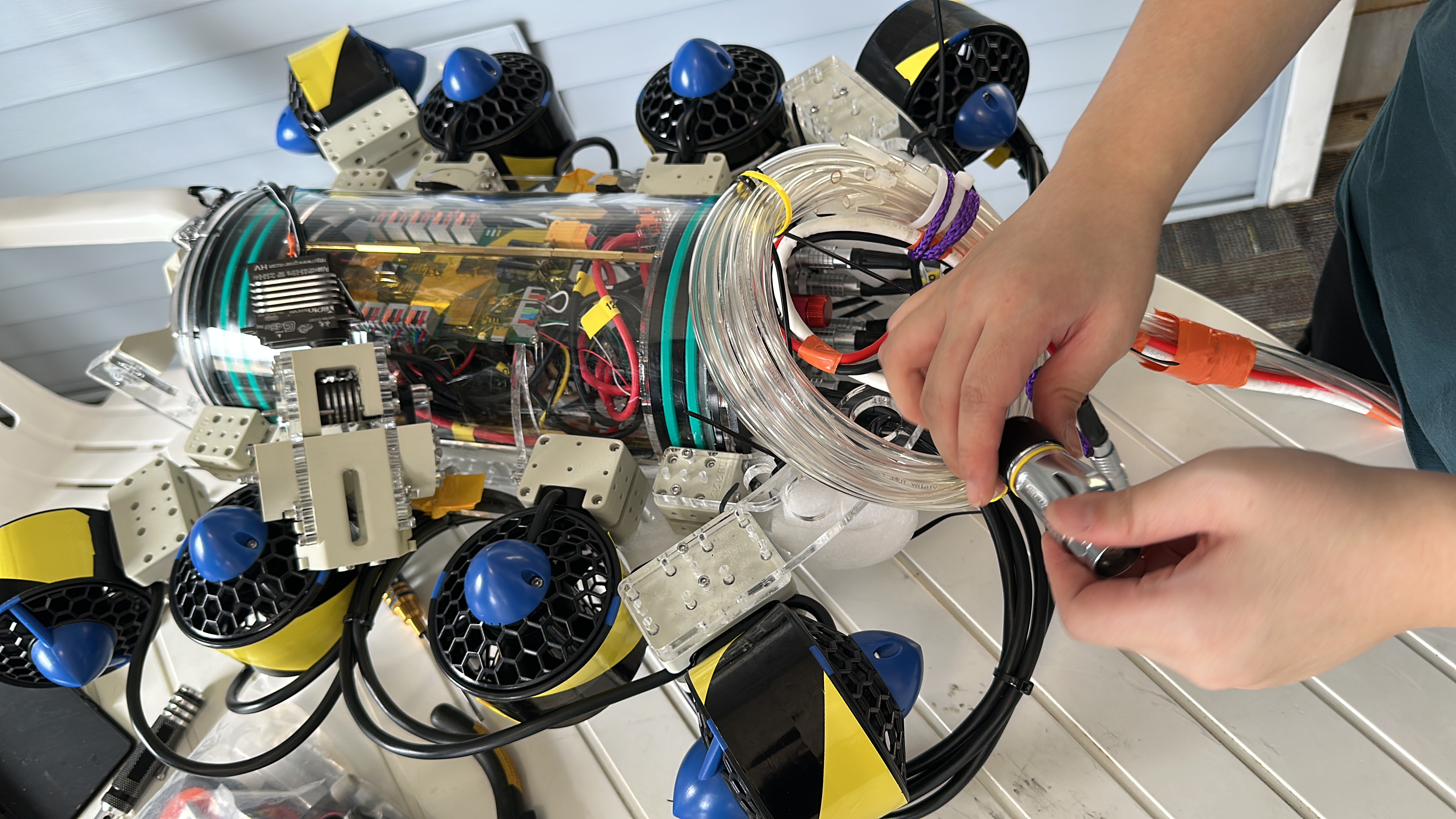 CBDD20E8-FE13-497A-9F56-A80F0DC50C87