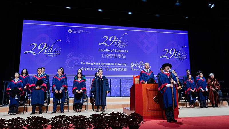 faculty_congretation_800x450