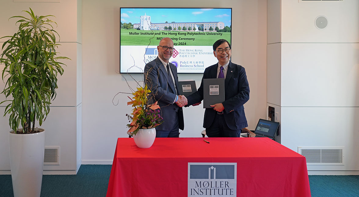 around_faculty_1176x644_th