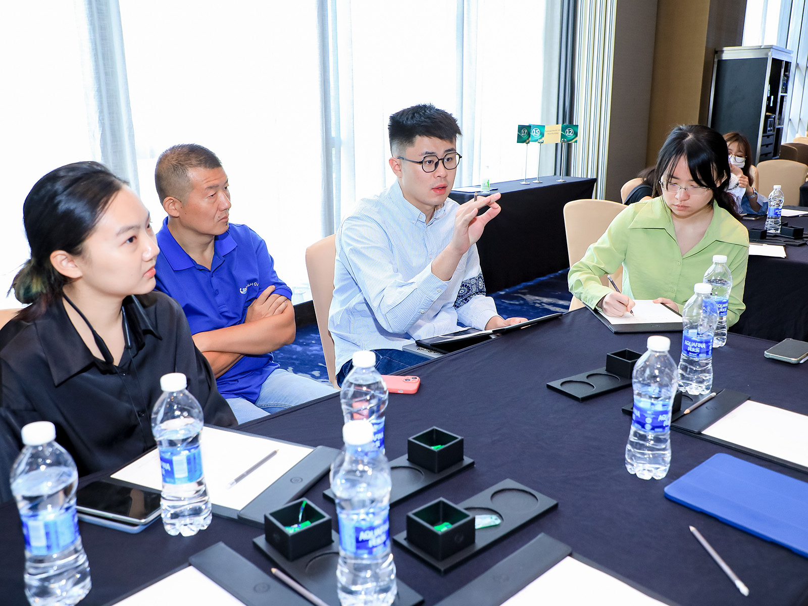 12554314_a4665729348_plx