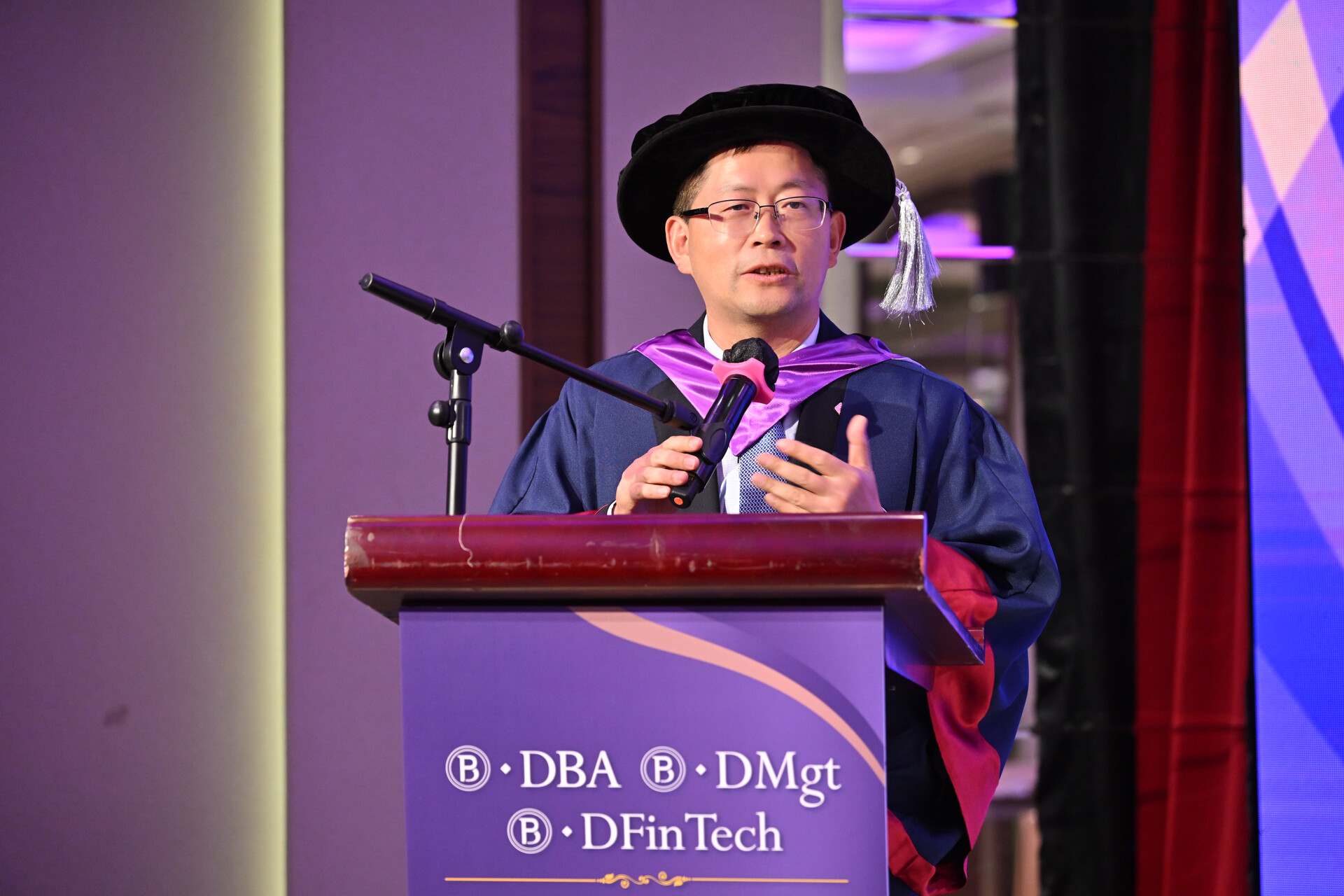 AX88945JPGcompressed